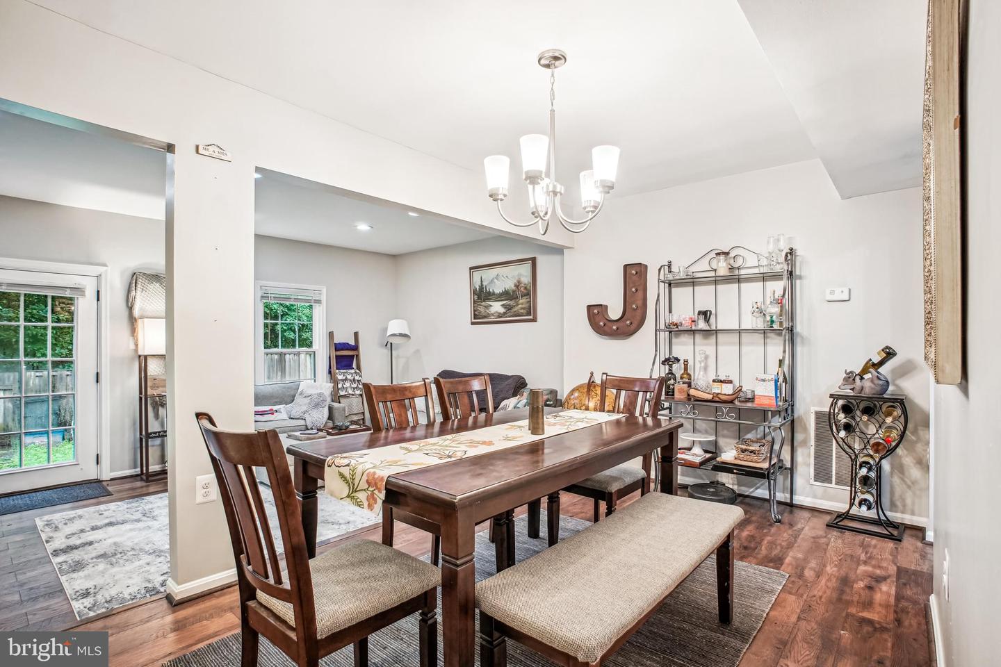 11939 ARTERY DR, FAIRFAX, Virginia 22030, 4 Bedrooms Bedrooms, ,3 BathroomsBathrooms,Residential,For sale,11939 ARTERY DR,VAFX2255952 MLS # VAFX2255952