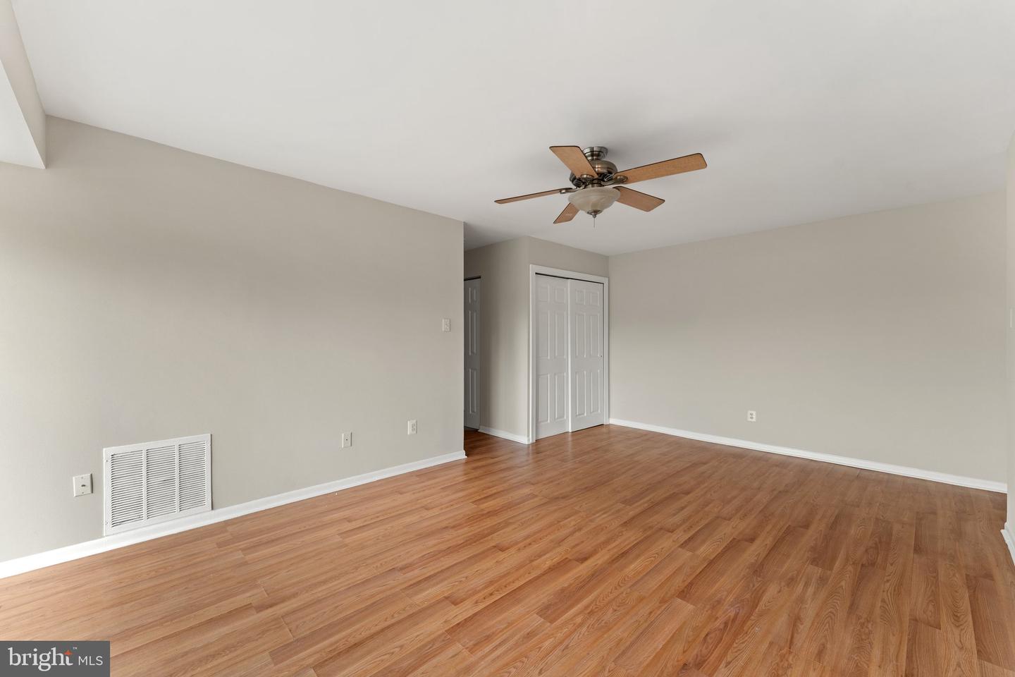 7599 GALES CT #201, MANASSAS, Virginia 20109, 2 Bedrooms Bedrooms, ,1 BathroomBathrooms,Residential,For sale,7599 GALES CT #201,VAPW2099410 MLS # VAPW2099410