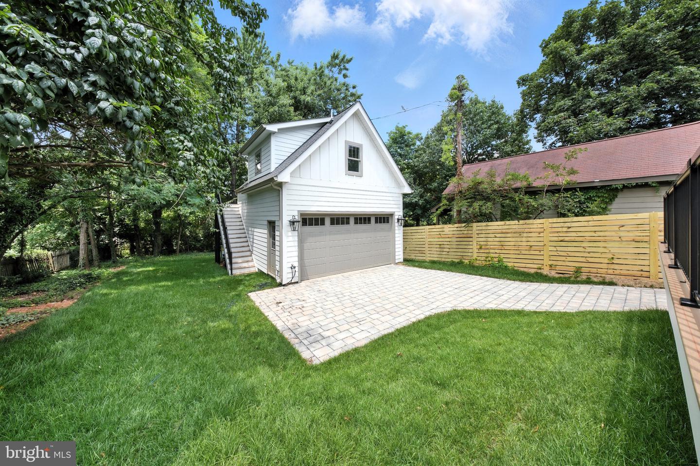 4705 & 4707 25TH ST N, ARLINGTON, Virginia 22207, 7 Bedrooms Bedrooms, ,6 BathroomsBathrooms,Residential,For sale,4705 & 4707 25TH ST N,VAAR2060930 MLS # VAAR2060930