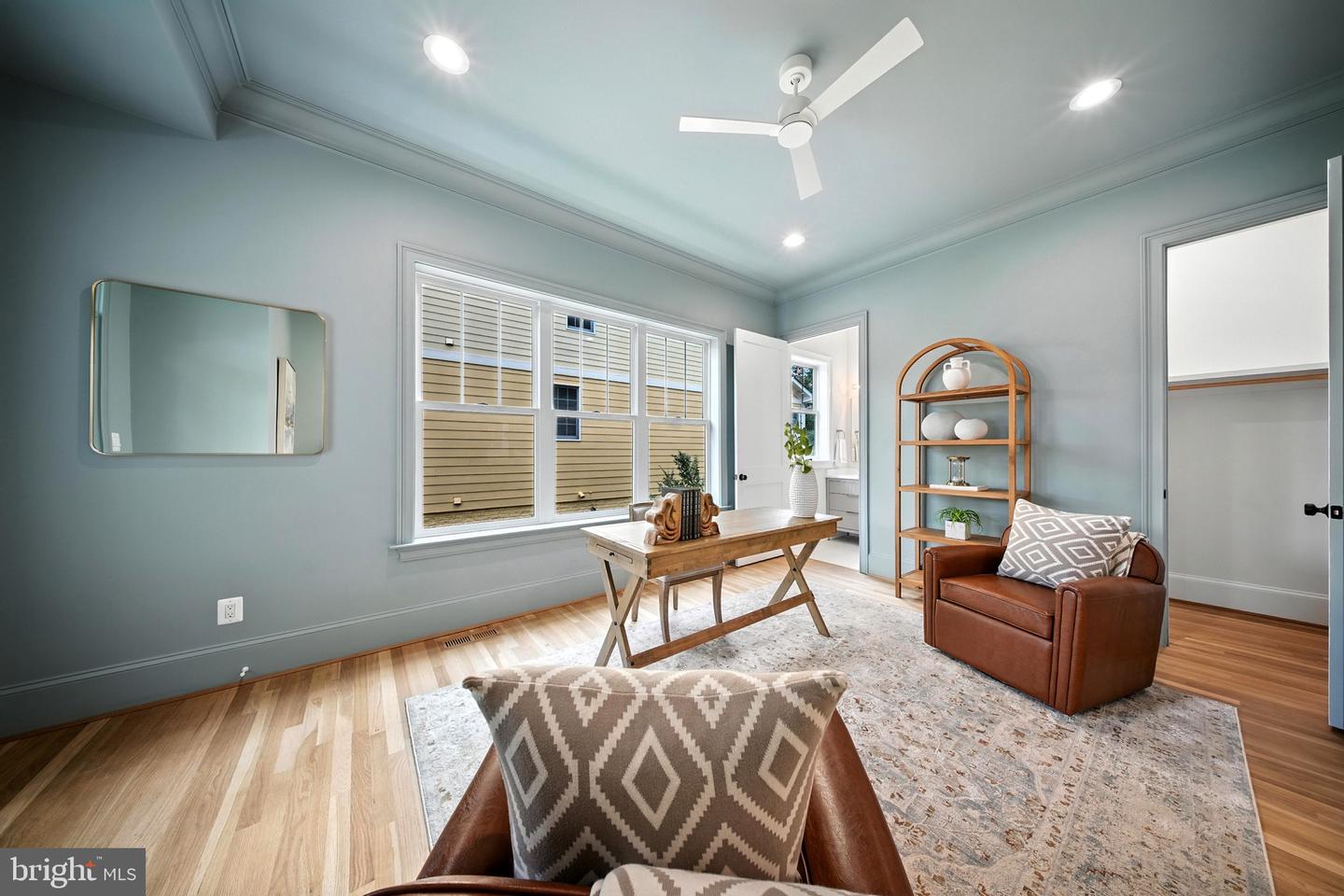 4705 & 4707 25TH ST N, ARLINGTON, Virginia 22207, 7 Bedrooms Bedrooms, ,6 BathroomsBathrooms,Residential,For sale,4705 & 4707 25TH ST N,VAAR2060930 MLS # VAAR2060930