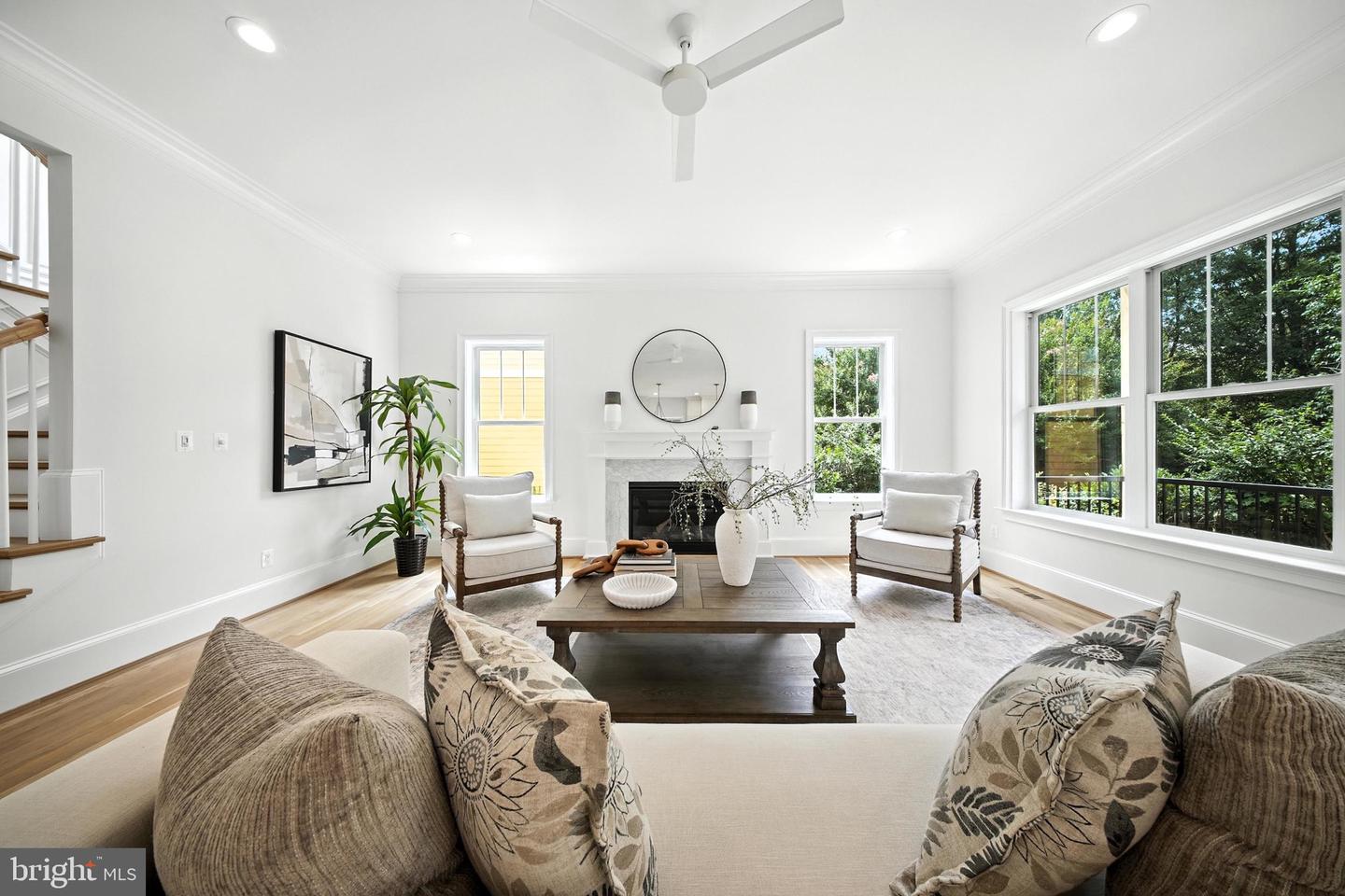 4705 & 4707 25TH ST N, ARLINGTON, Virginia 22207, 7 Bedrooms Bedrooms, ,6 BathroomsBathrooms,Residential,For sale,4705 & 4707 25TH ST N,VAAR2060930 MLS # VAAR2060930