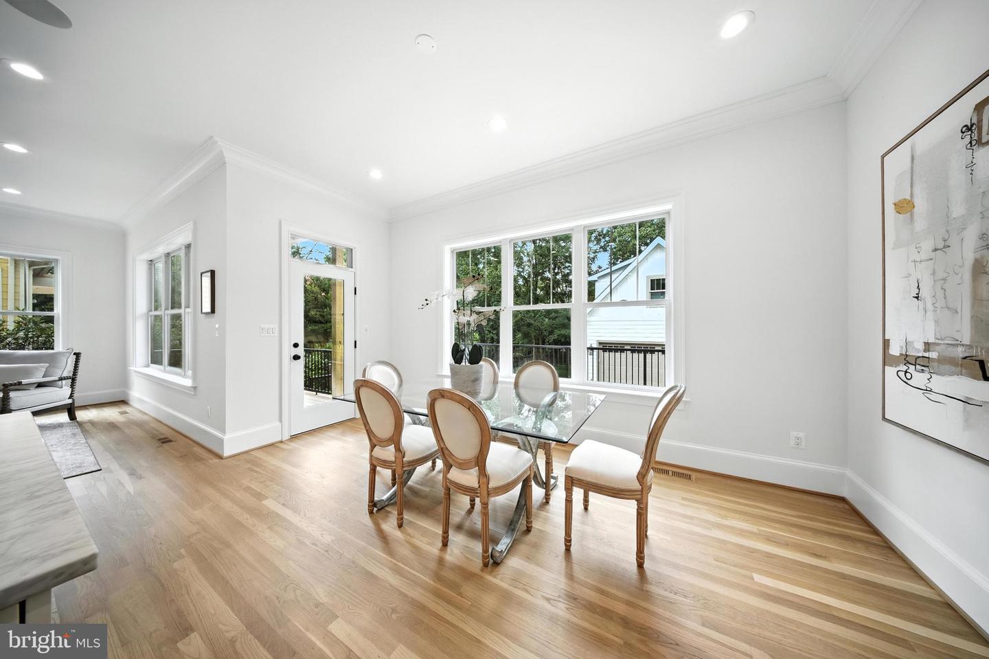 4705 & 4707 25TH ST N, ARLINGTON, Virginia 22207, 7 Bedrooms Bedrooms, ,6 BathroomsBathrooms,Residential,For sale,4705 & 4707 25TH ST N,VAAR2060930 MLS # VAAR2060930