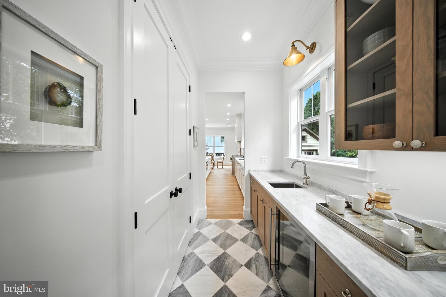 4705 & 4707 25TH ST N, ARLINGTON, Virginia 22207, 7 Bedrooms Bedrooms, ,6 BathroomsBathrooms,Residential,For sale,4705 & 4707 25TH ST N,VAAR2060930 MLS # VAAR2060930
