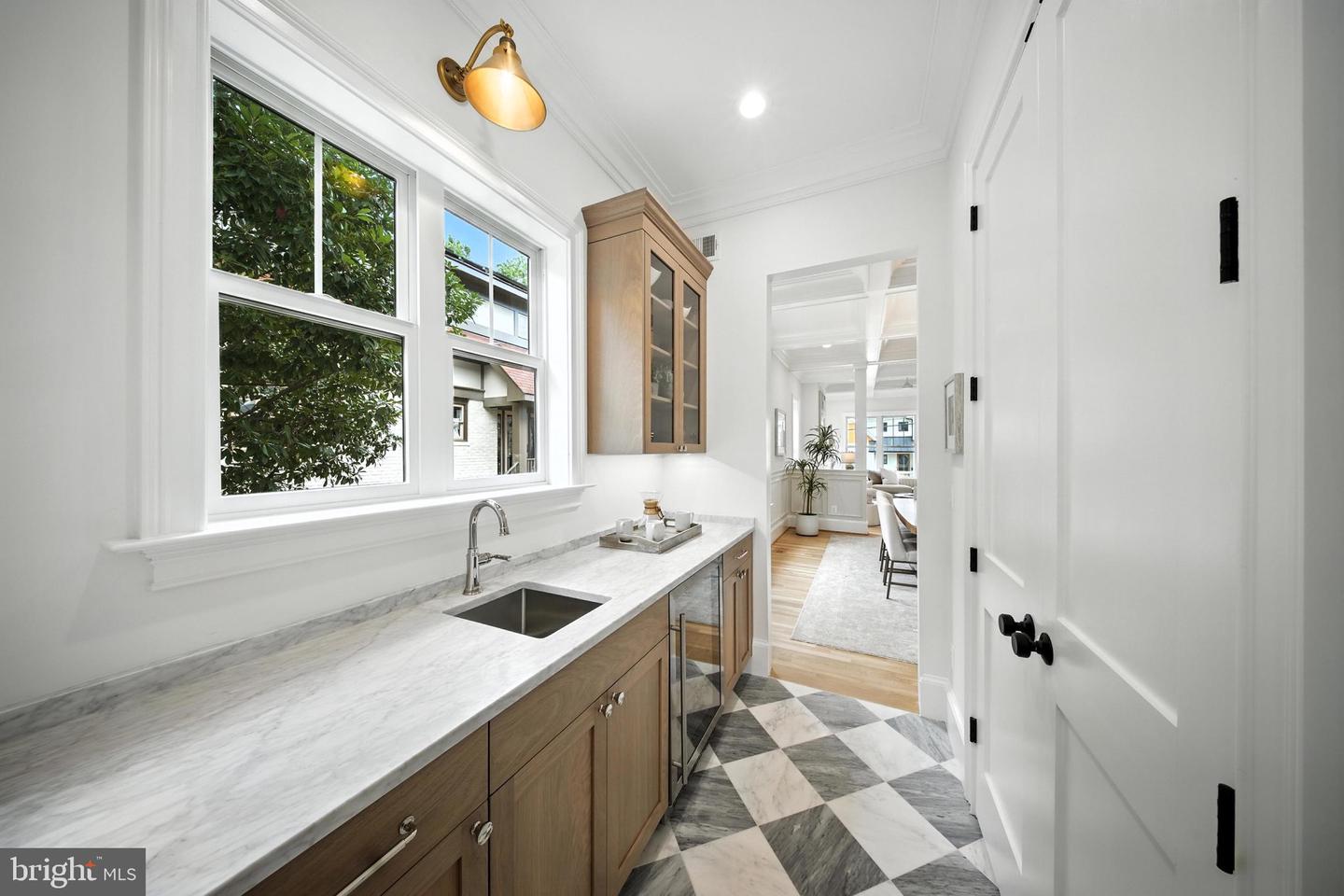 4705 & 4707 25TH ST N, ARLINGTON, Virginia 22207, 7 Bedrooms Bedrooms, ,6 BathroomsBathrooms,Residential,For sale,4705 & 4707 25TH ST N,VAAR2060930 MLS # VAAR2060930
