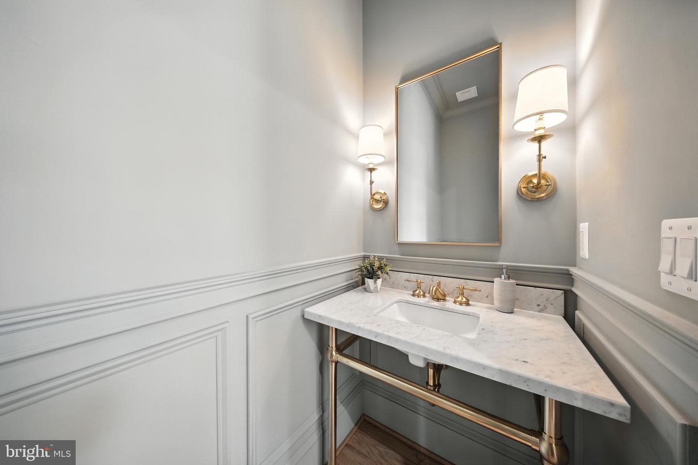 4705 & 4707 25TH ST N, ARLINGTON, Virginia 22207, 7 Bedrooms Bedrooms, ,6 BathroomsBathrooms,Residential,For sale,4705 & 4707 25TH ST N,VAAR2060930 MLS # VAAR2060930