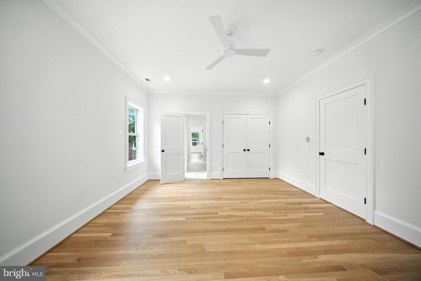 4705 & 4707 25TH ST N, ARLINGTON, Virginia 22207, 7 Bedrooms Bedrooms, ,6 BathroomsBathrooms,Residential,For sale,4705 & 4707 25TH ST N,VAAR2060930 MLS # VAAR2060930