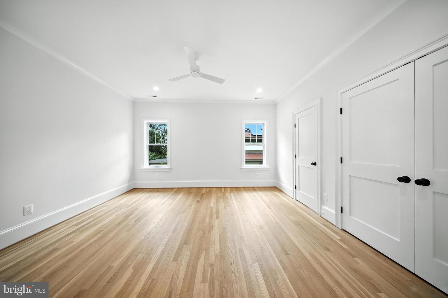 4705 & 4707 25TH ST N, ARLINGTON, Virginia 22207, 7 Bedrooms Bedrooms, ,6 BathroomsBathrooms,Residential,For sale,4705 & 4707 25TH ST N,VAAR2060930 MLS # VAAR2060930