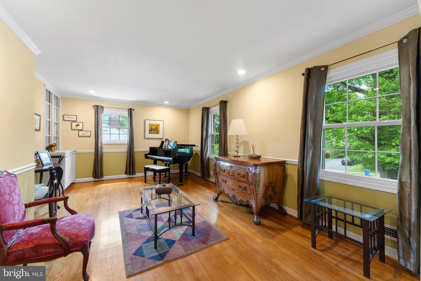 1823 WESTMORELAND ST, MCLEAN, Virginia 22101, 5 Bedrooms Bedrooms, ,4 BathroomsBathrooms,Residential,For sale,1823 WESTMORELAND ST,VAFX2256036 MLS # VAFX2256036