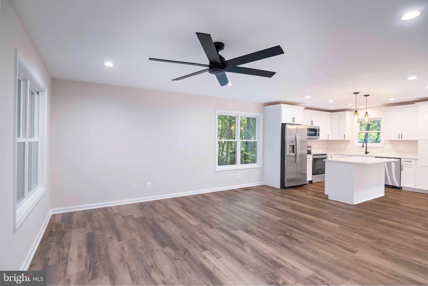 111 BLOODROOT RD, FRONT ROYAL, Virginia 22630, 3 Bedrooms Bedrooms, ,2 BathroomsBathrooms,Residential,For sale,111 BLOODROOT RD,VAWR2011726 MLS # VAWR2011726