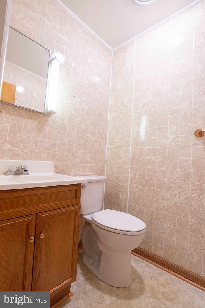 103 FAIRVIEW AVE, FRONT ROYAL, Virginia 22630, 3 Bedrooms Bedrooms, ,1 BathroomBathrooms,Residential,For sale,103 FAIRVIEW AVE,VAWR2010620 MLS # VAWR2010620