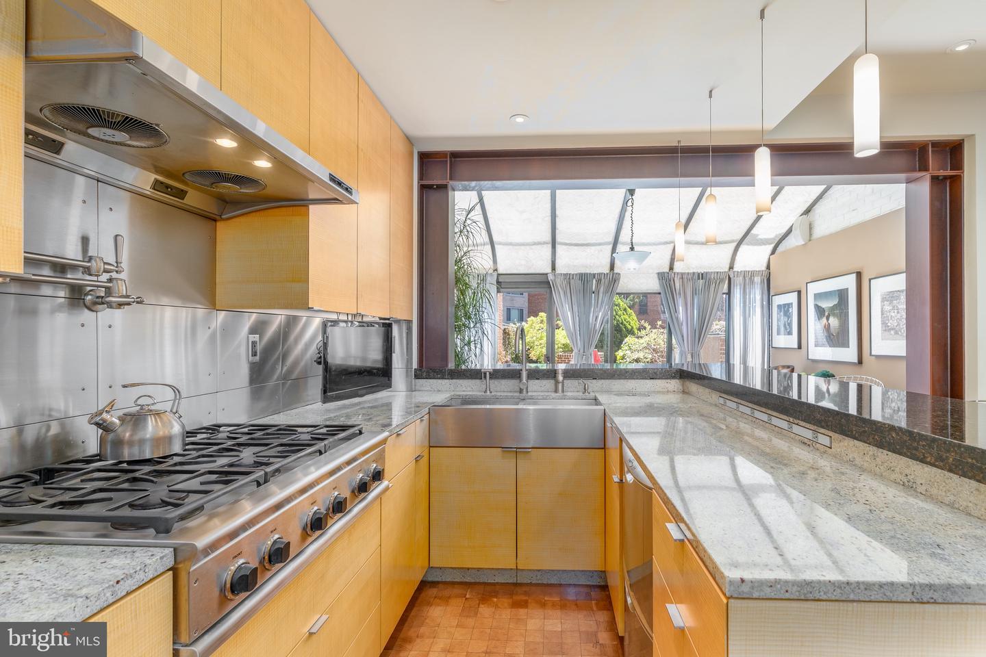 2014 O ST NW, WASHINGTON, District Of Columbia 20036, 3 Bedrooms Bedrooms, ,2 BathroomsBathrooms,Residential,For sale,2014 O ST NW,DCDC2196486 MLS # DCDC2196486