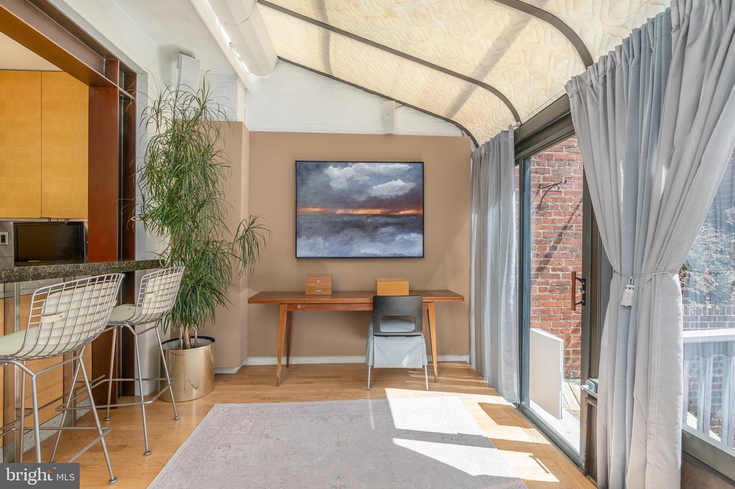 2014 O ST NW, WASHINGTON, District Of Columbia 20036, 3 Bedrooms Bedrooms, ,2 BathroomsBathrooms,Residential,For sale,2014 O ST NW,DCDC2196486 MLS # DCDC2196486