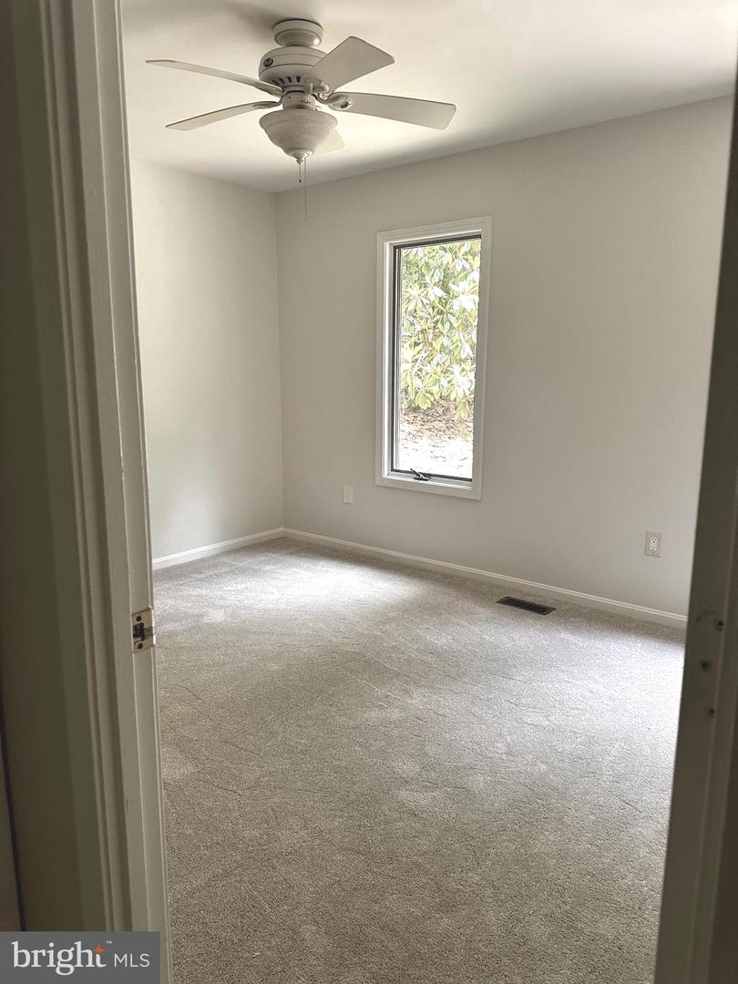 100 AQUIA CREEK RD, STAFFORD, Virginia 22554, 3 Bedrooms Bedrooms, ,3 BathroomsBathrooms,Residential,For sale,100 AQUIA CREEK RD,VAST2038056 MLS # VAST2038056