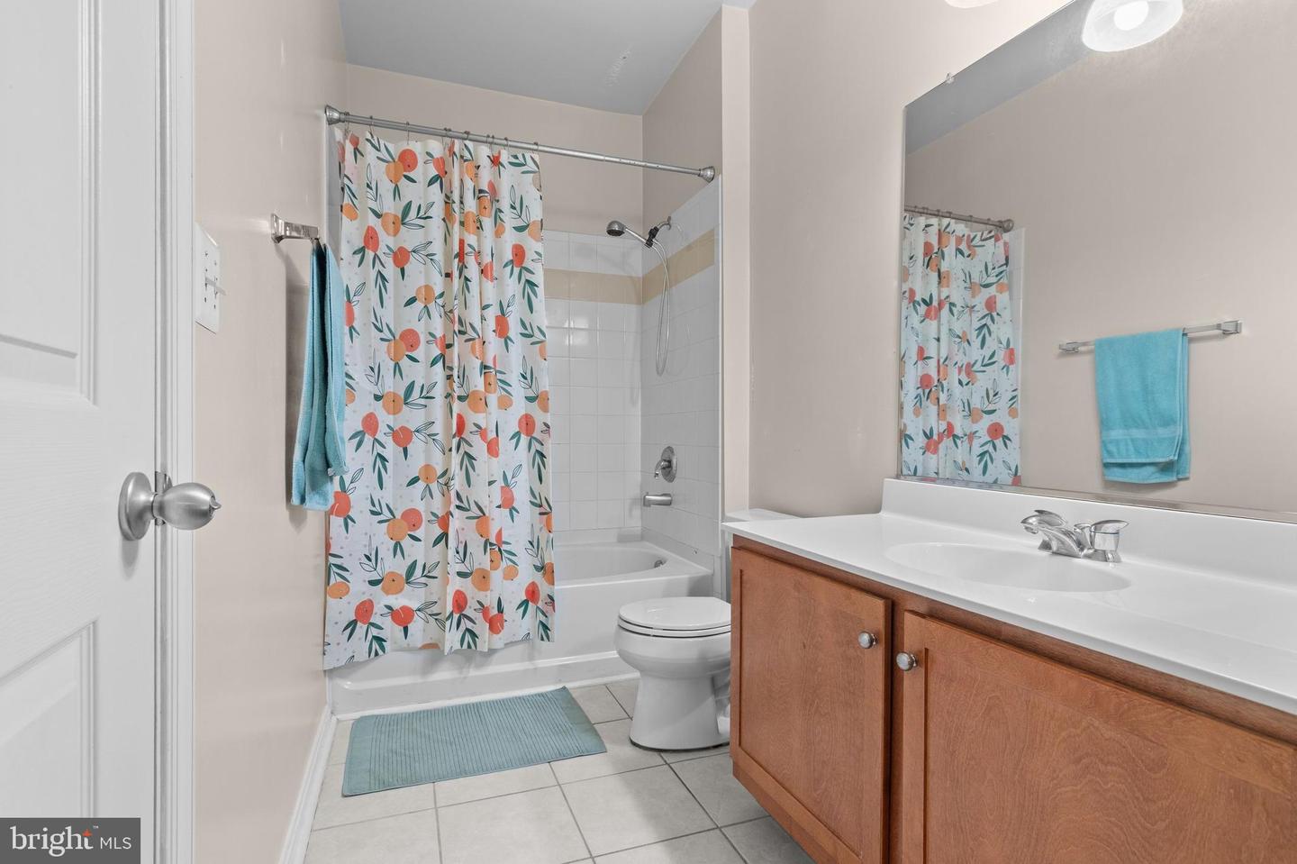 4870 EISENHOWER AVE #109, ALEXANDRIA, Virginia 22304, 1 Bedroom Bedrooms, ,1 BathroomBathrooms,Residential,For sale,4870 EISENHOWER AVE #109,VAAX2044446 MLS # VAAX2044446