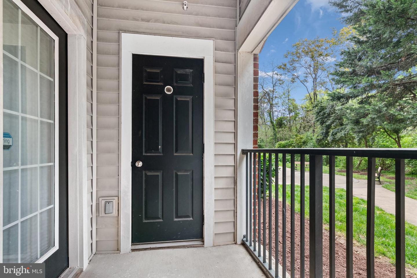 4870 EISENHOWER AVE #109, ALEXANDRIA, Virginia 22304, 1 Bedroom Bedrooms, ,1 BathroomBathrooms,Residential,For sale,4870 EISENHOWER AVE #109,VAAX2044446 MLS # VAAX2044446