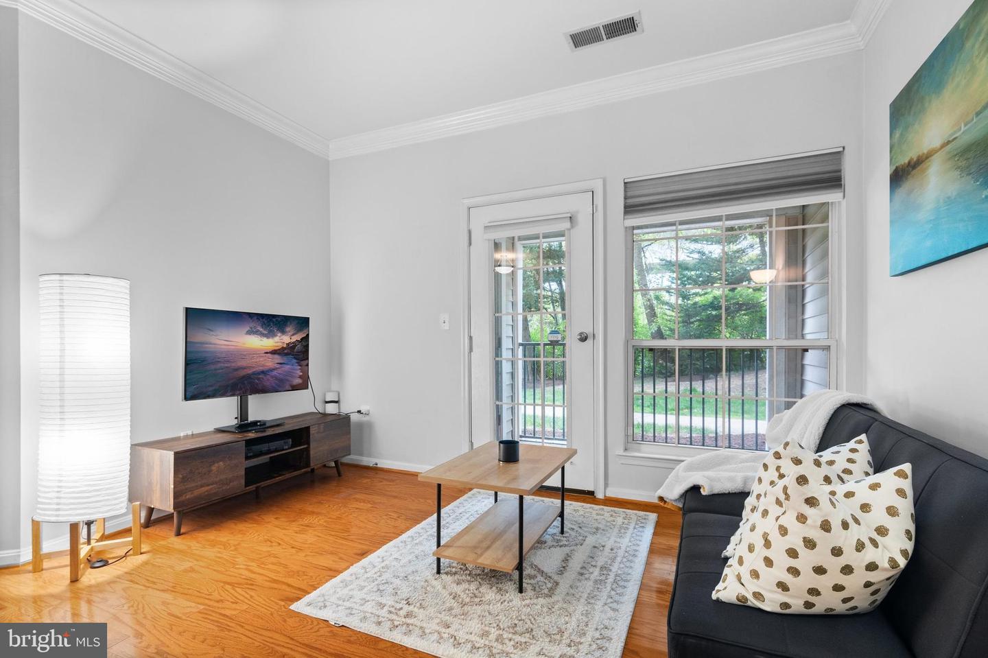 4870 EISENHOWER AVE #109, ALEXANDRIA, Virginia 22304, 1 Bedroom Bedrooms, ,1 BathroomBathrooms,Residential,For sale,4870 EISENHOWER AVE #109,VAAX2044446 MLS # VAAX2044446