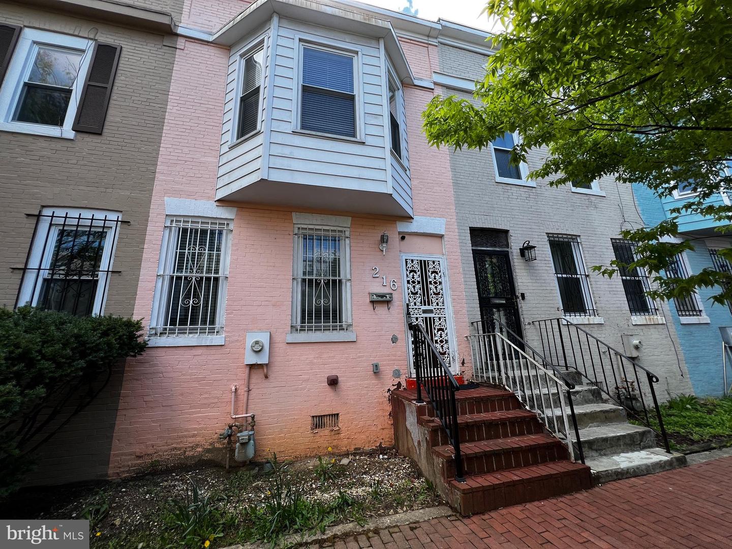 216 BATES ST NW, WASHINGTON, District Of Columbia 20001, 3 Bedrooms Bedrooms, ,1 BathroomBathrooms,Residential,For sale,216 BATES ST NW,DCDC2196838 MLS # DCDC2196838