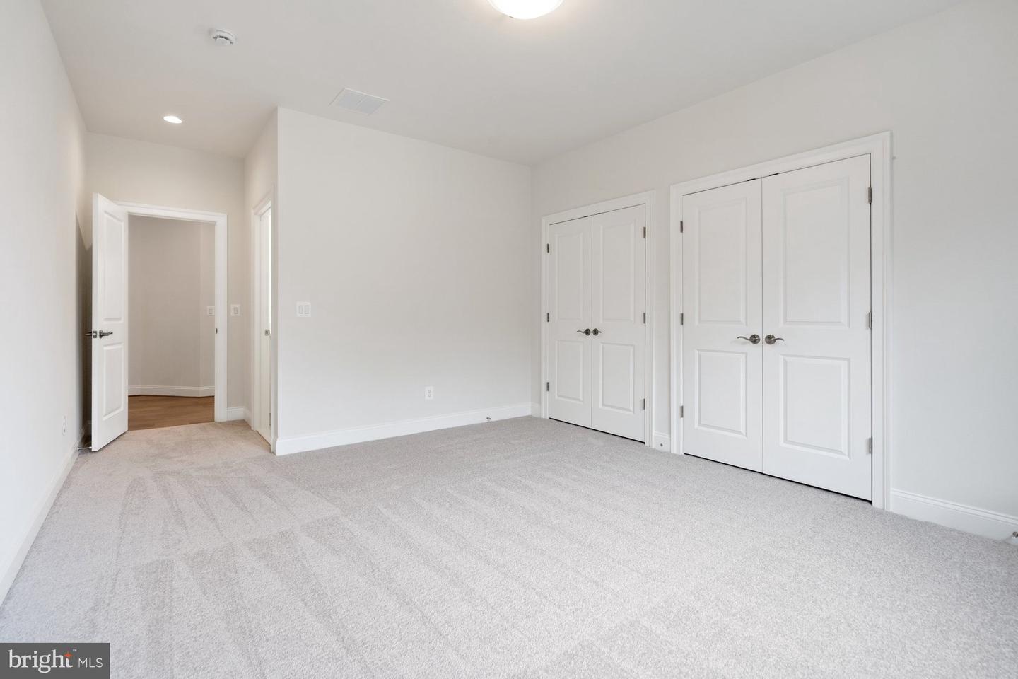 11632 PINE TREE DR, FAIRFAX, Virginia 22033, 6 Bedrooms Bedrooms, ,6 BathroomsBathrooms,Residential,For sale,11632 PINE TREE DR,VAFX2236648 MLS # VAFX2236648