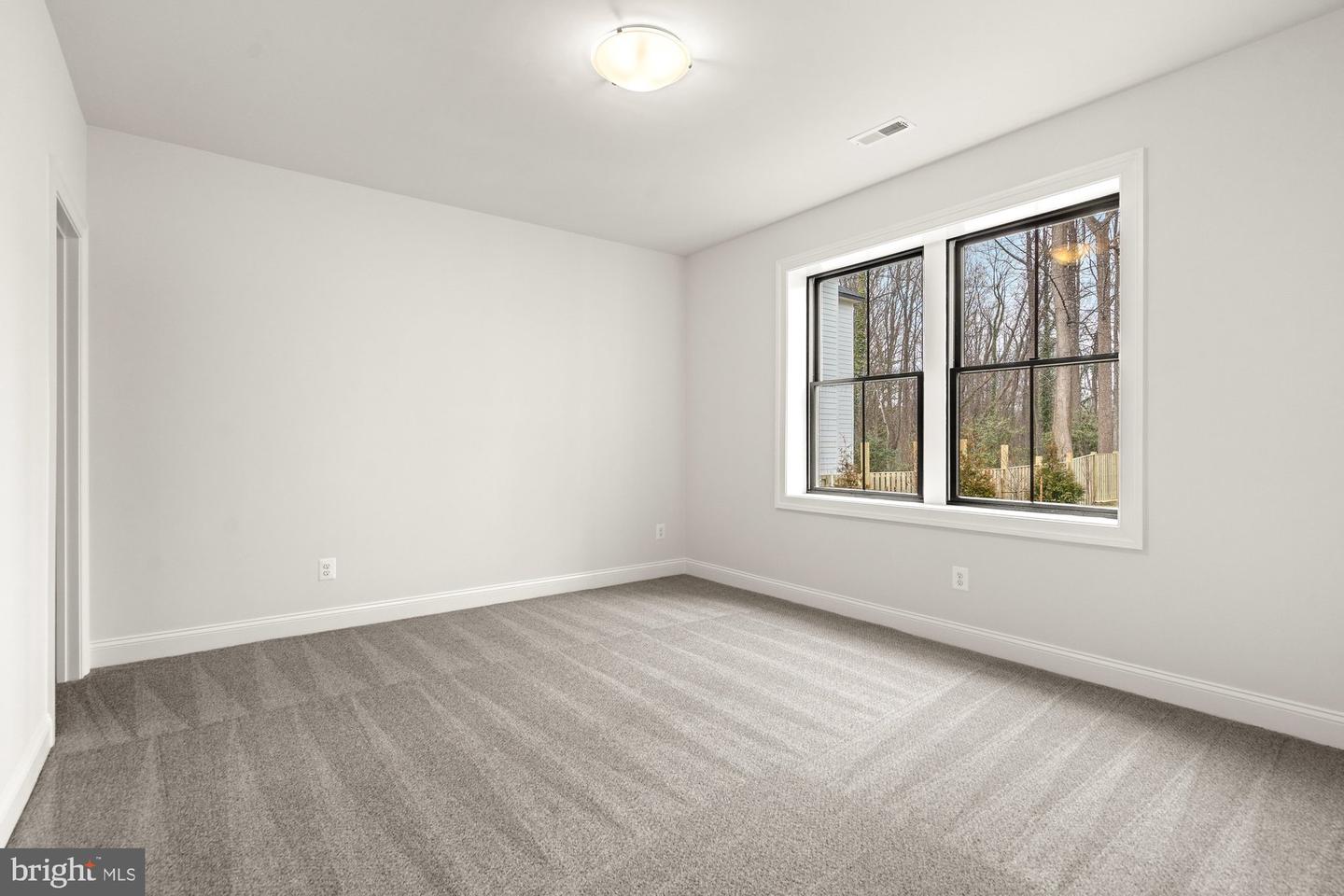 11632 PINE TREE DR, FAIRFAX, Virginia 22033, 6 Bedrooms Bedrooms, ,6 BathroomsBathrooms,Residential,For sale,11632 PINE TREE DR,VAFX2236648 MLS # VAFX2236648
