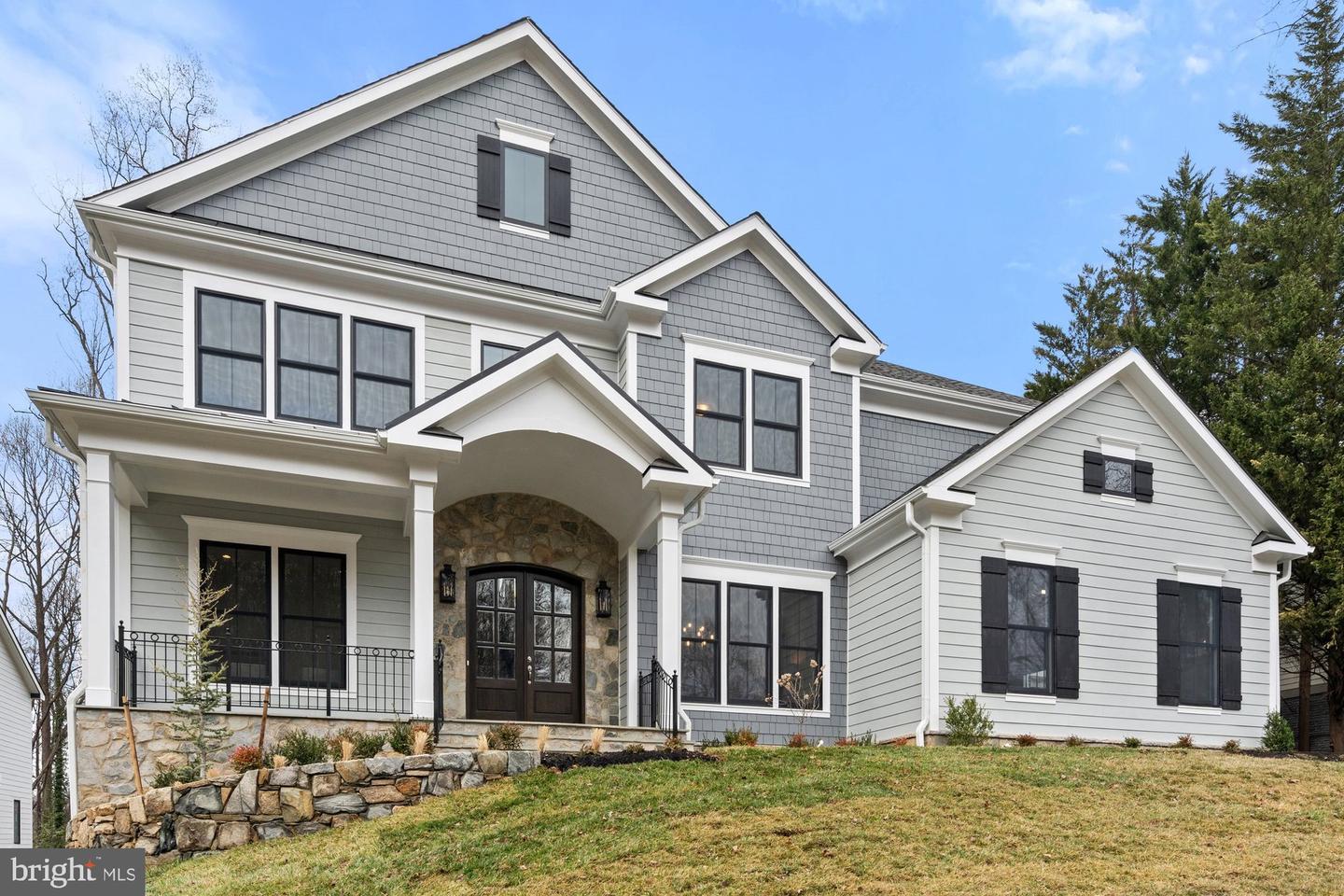 11632 PINE TREE DR, FAIRFAX, Virginia 22033, 6 Bedrooms Bedrooms, ,6 BathroomsBathrooms,Residential,For sale,11632 PINE TREE DR,VAFX2236648 MLS # VAFX2236648