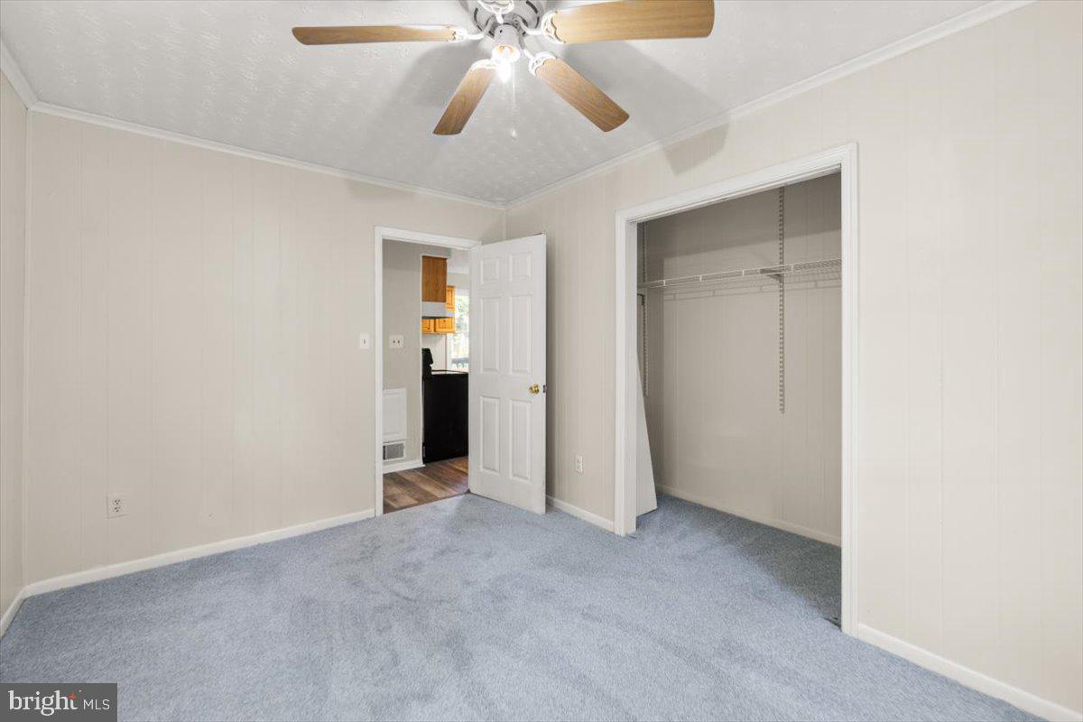227 LAKEVIEW DR, CROSS JUNCTION, Virginia 22625, 4 Bedrooms Bedrooms, 10 Rooms Rooms,2 BathroomsBathrooms,Residential,For sale,227 LAKEVIEW DR,VAFV2034150 MLS # VAFV2034150