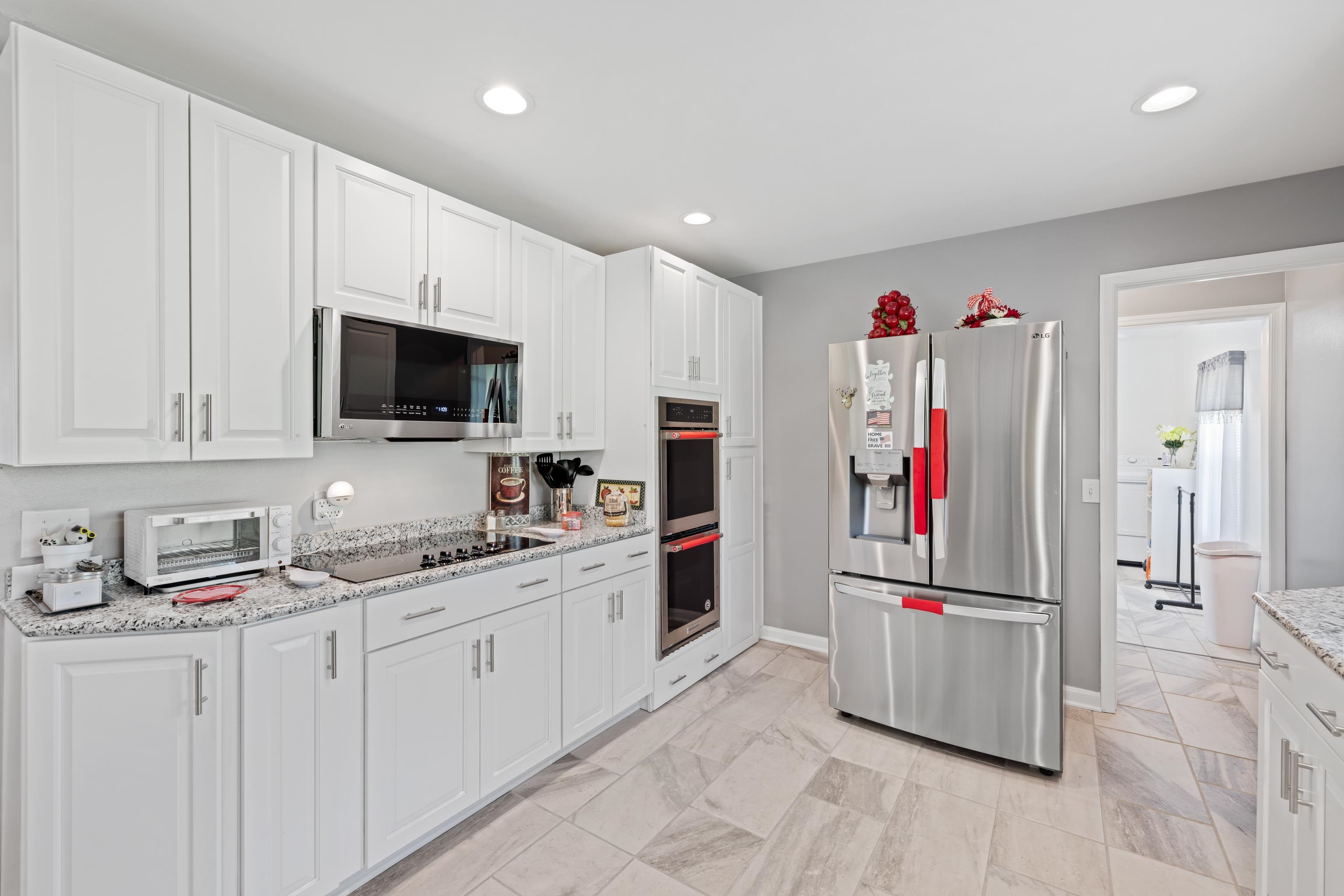 2399 HIGHVIEW CIR, STAUNTON, Virginia 24401, 2 Bedrooms Bedrooms, ,1 BathroomBathrooms,Residential,2399 HIGHVIEW CIR,666846 MLS # 666846