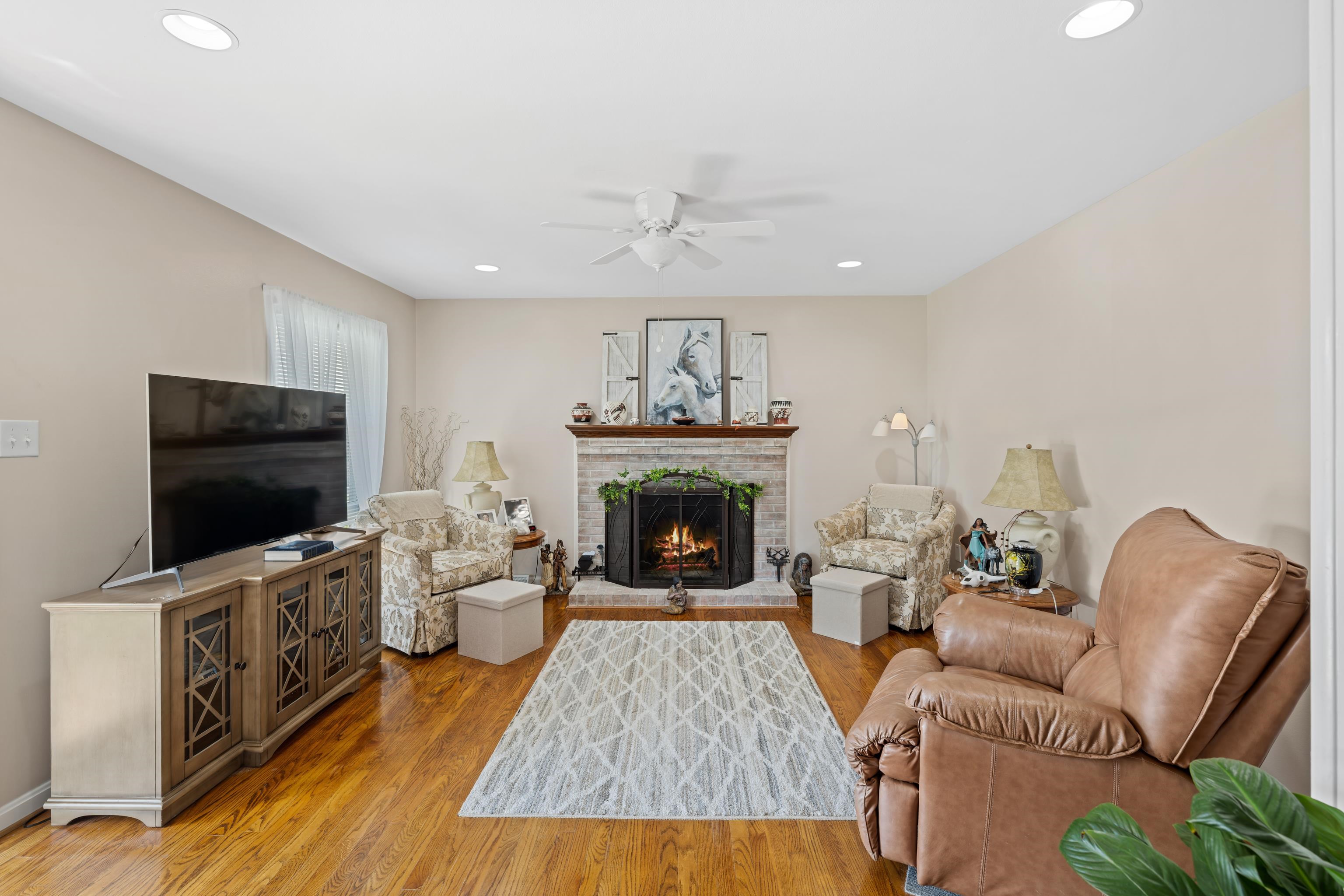 2399 HIGHVIEW CIR, STAUNTON, Virginia 24401, 2 Bedrooms Bedrooms, ,1 BathroomBathrooms,Residential,2399 HIGHVIEW CIR,666846 MLS # 666846