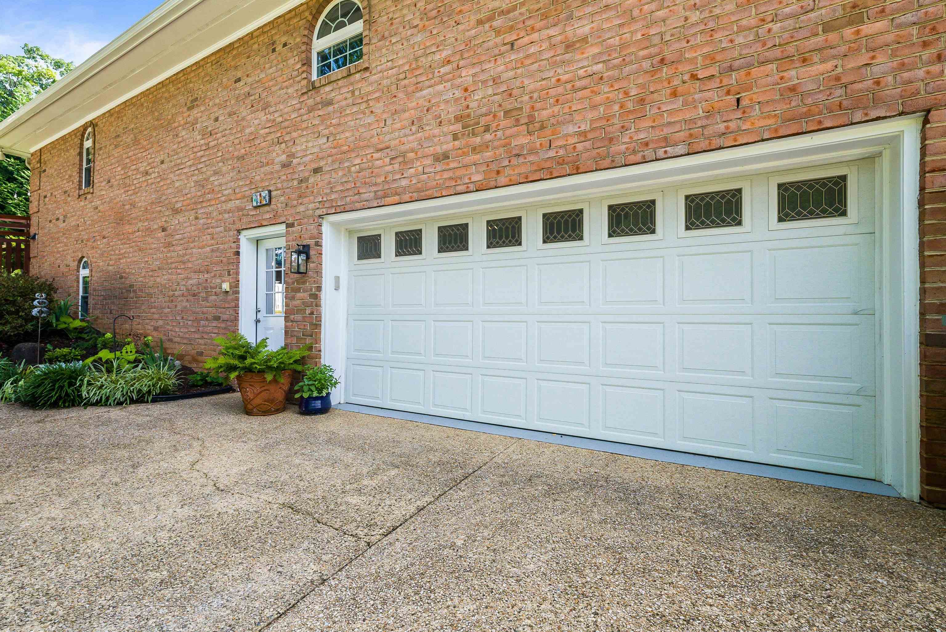 3106 FLINT AVE, ROCKINGHAM, Virginia 22801, 3 Bedrooms Bedrooms, ,2 BathroomsBathrooms,Residential,3106 FLINT AVE,666847 MLS # 666847