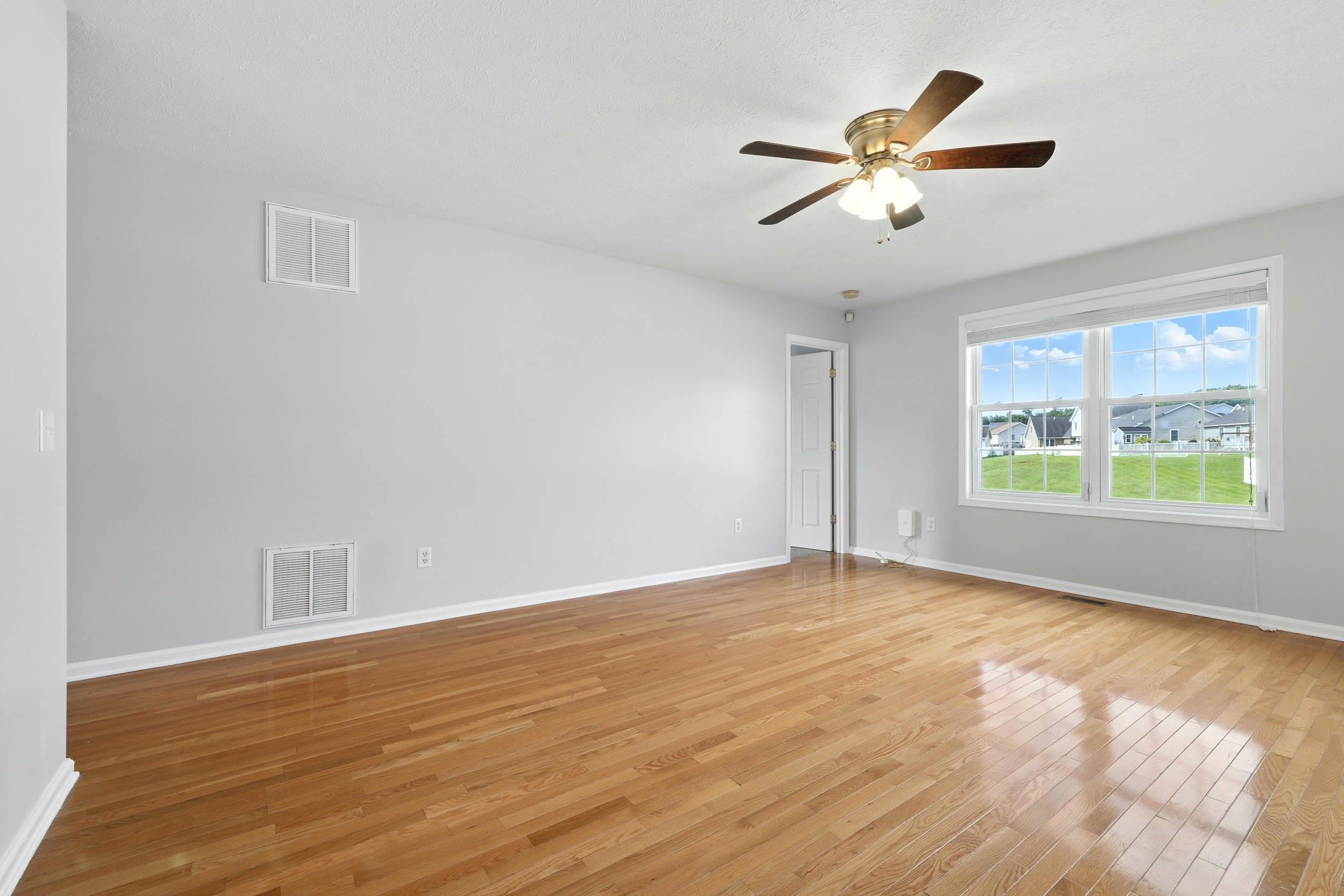 14781 JUSTICE CROSSING, BROADWAY, Virginia 22815, 3 Bedrooms Bedrooms, ,2 BathroomsBathrooms,Residential,14781 JUSTICE CROSSING,666849 MLS # 666849