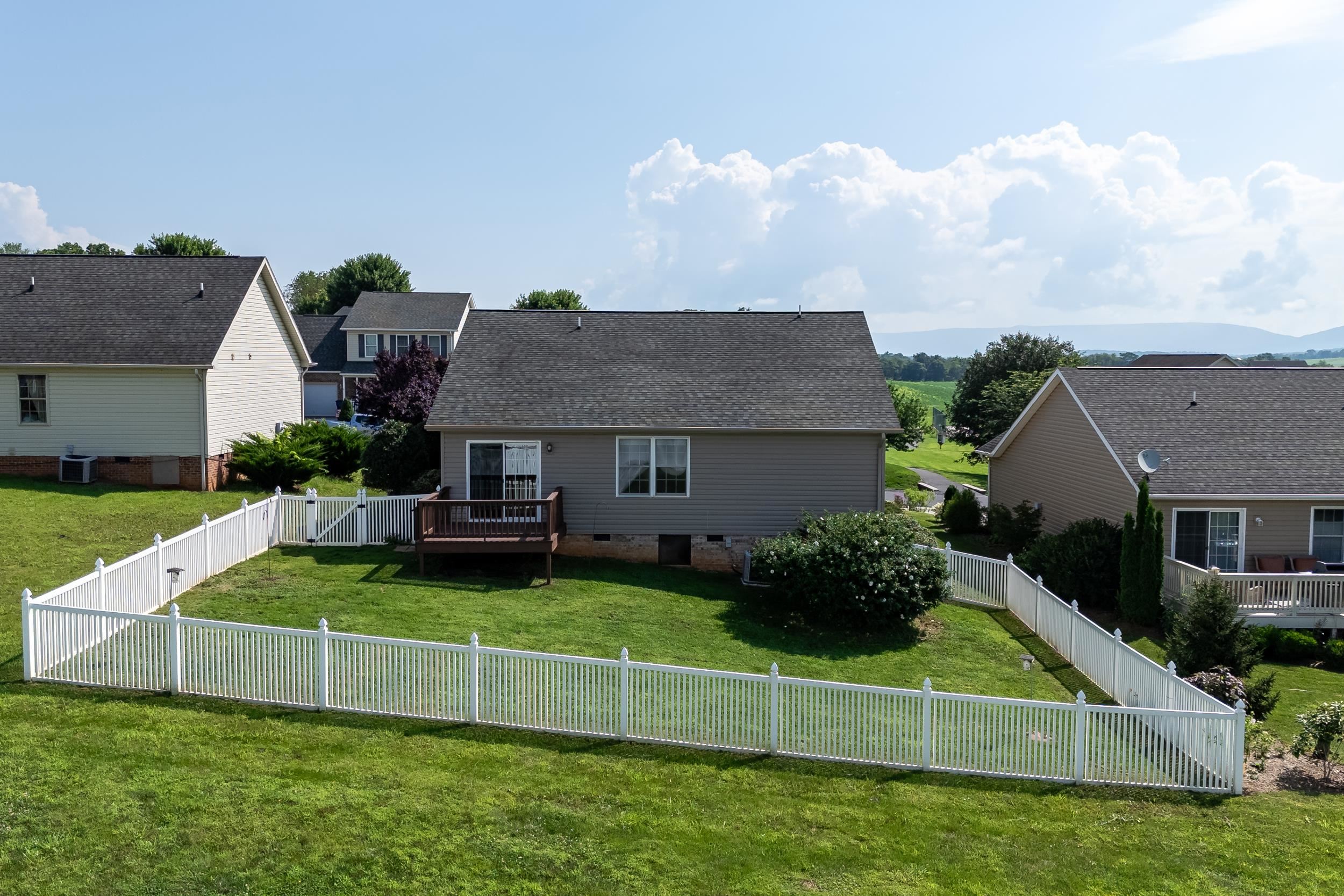 14781 JUSTICE CROSSING, BROADWAY, Virginia 22815, 3 Bedrooms Bedrooms, ,2 BathroomsBathrooms,Residential,14781 JUSTICE CROSSING,666849 MLS # 666849