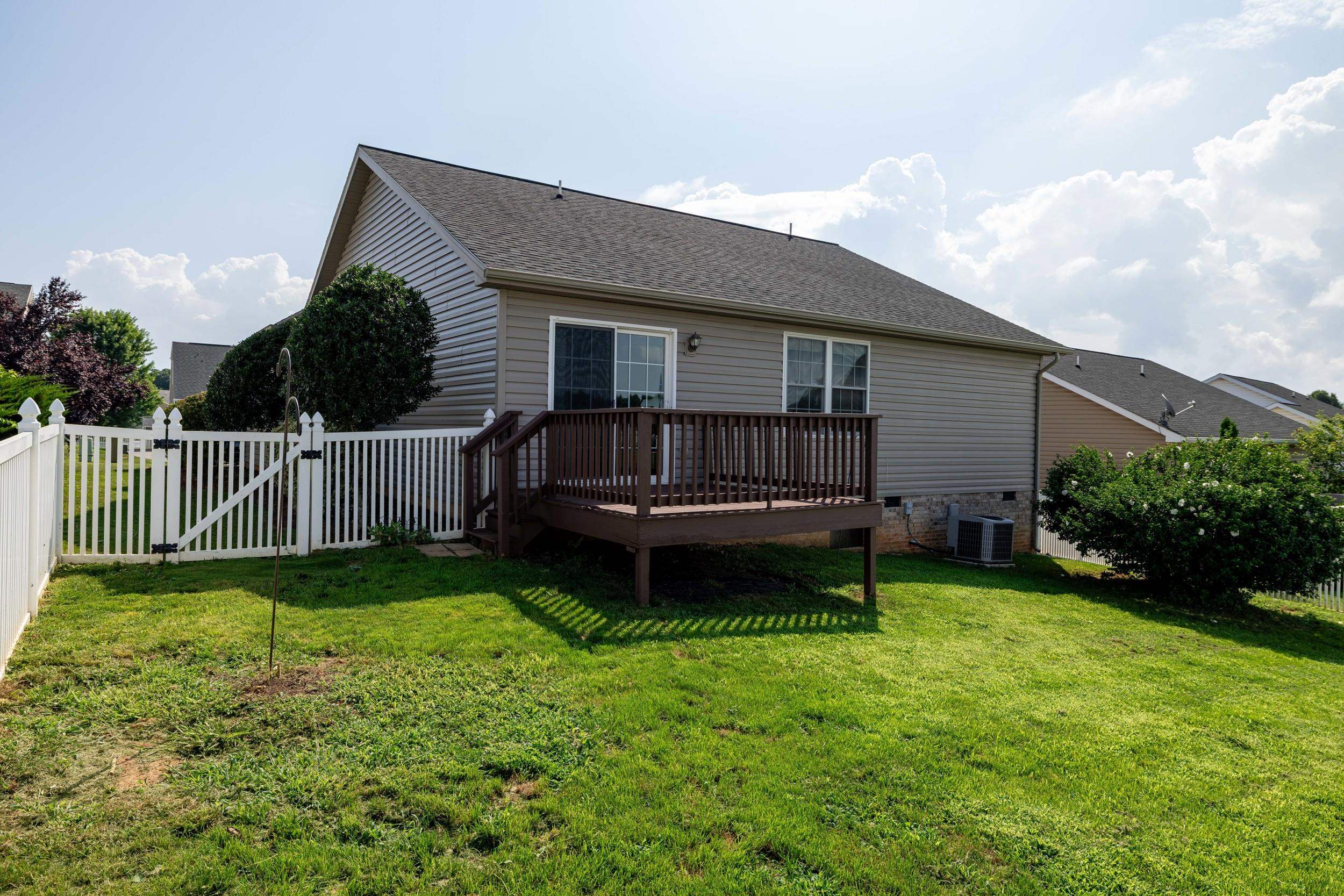 14781 JUSTICE CROSSING, BROADWAY, Virginia 22815, 3 Bedrooms Bedrooms, ,2 BathroomsBathrooms,Residential,14781 JUSTICE CROSSING,666849 MLS # 666849