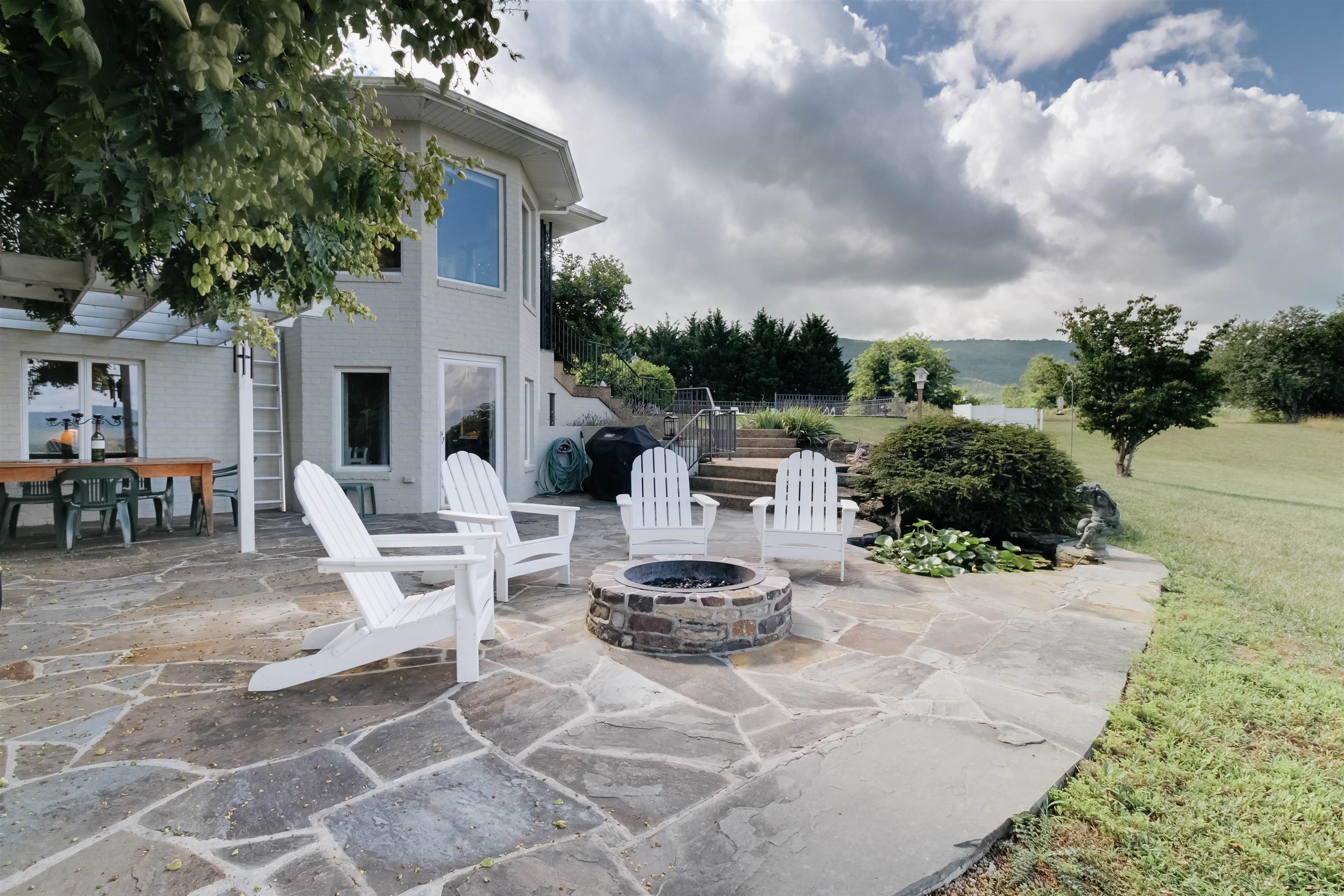 71 SAND HILL LN, WARM SPRINGS, Virginia 24484, 3 Bedrooms Bedrooms, ,4 BathroomsBathrooms,Residential,71 SAND HILL LN,666857 MLS # 666857