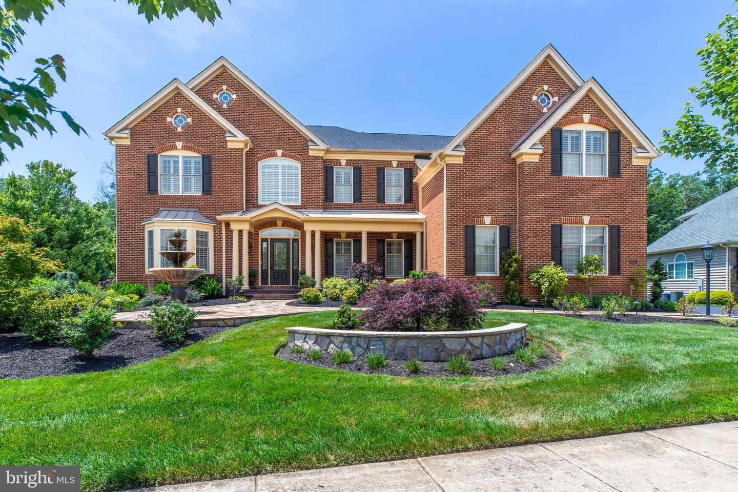 5206 BONNIE BRAE FARM DR, HAYMARKET, Virginia 20169, 5 Bedrooms Bedrooms, ,5 BathroomsBathrooms,Residential,For sale,5206 BONNIE BRAE FARM DR,VAPW2097568 MLS # VAPW2097568