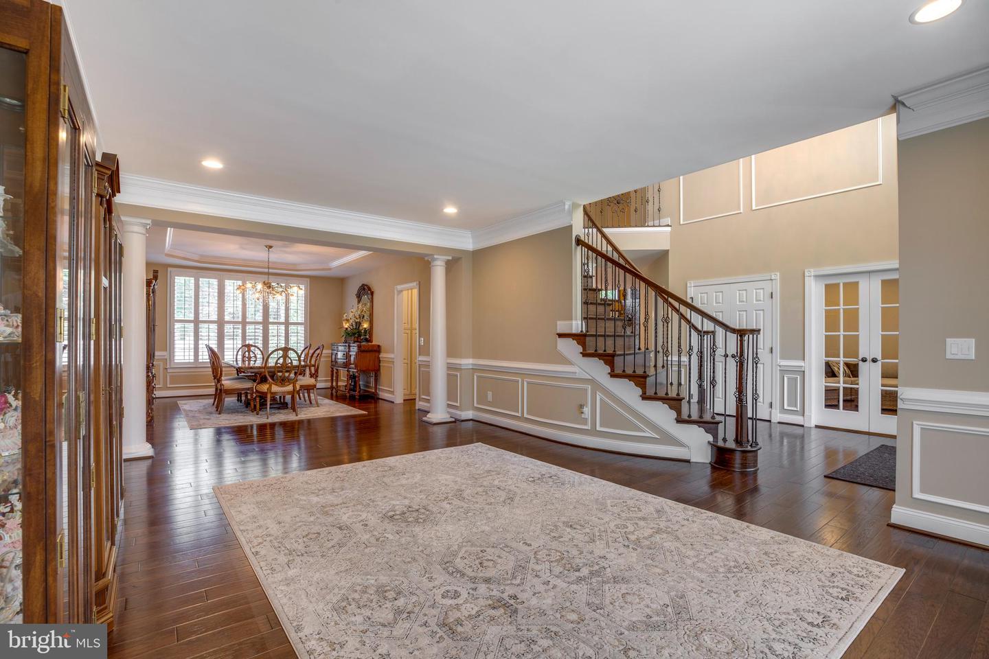 5206 BONNIE BRAE FARM DR, HAYMARKET, Virginia 20169, 5 Bedrooms Bedrooms, ,5 BathroomsBathrooms,Residential,For sale,5206 BONNIE BRAE FARM DR,VAPW2097568 MLS # VAPW2097568
