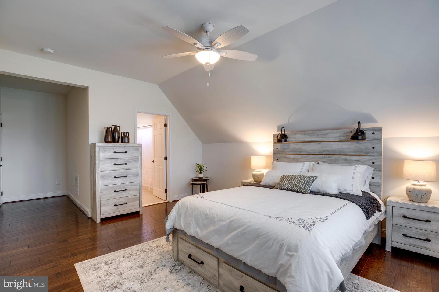5206 BONNIE BRAE FARM DR, HAYMARKET, Virginia 20169, 5 Bedrooms Bedrooms, ,5 BathroomsBathrooms,Residential,For sale,5206 BONNIE BRAE FARM DR,VAPW2097568 MLS # VAPW2097568