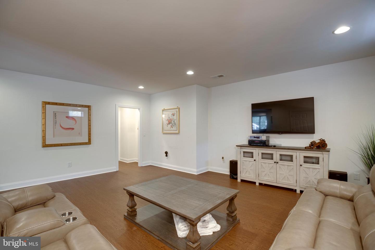 5206 BONNIE BRAE FARM DR, HAYMARKET, Virginia 20169, 5 Bedrooms Bedrooms, ,5 BathroomsBathrooms,Residential,For sale,5206 BONNIE BRAE FARM DR,VAPW2097568 MLS # VAPW2097568