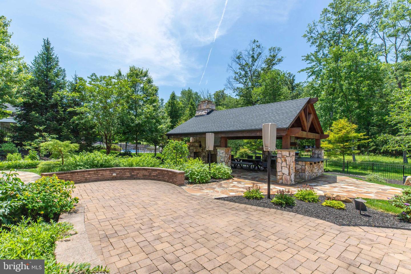 5206 BONNIE BRAE FARM DR, HAYMARKET, Virginia 20169, 5 Bedrooms Bedrooms, ,5 BathroomsBathrooms,Residential,For sale,5206 BONNIE BRAE FARM DR,VAPW2097568 MLS # VAPW2097568