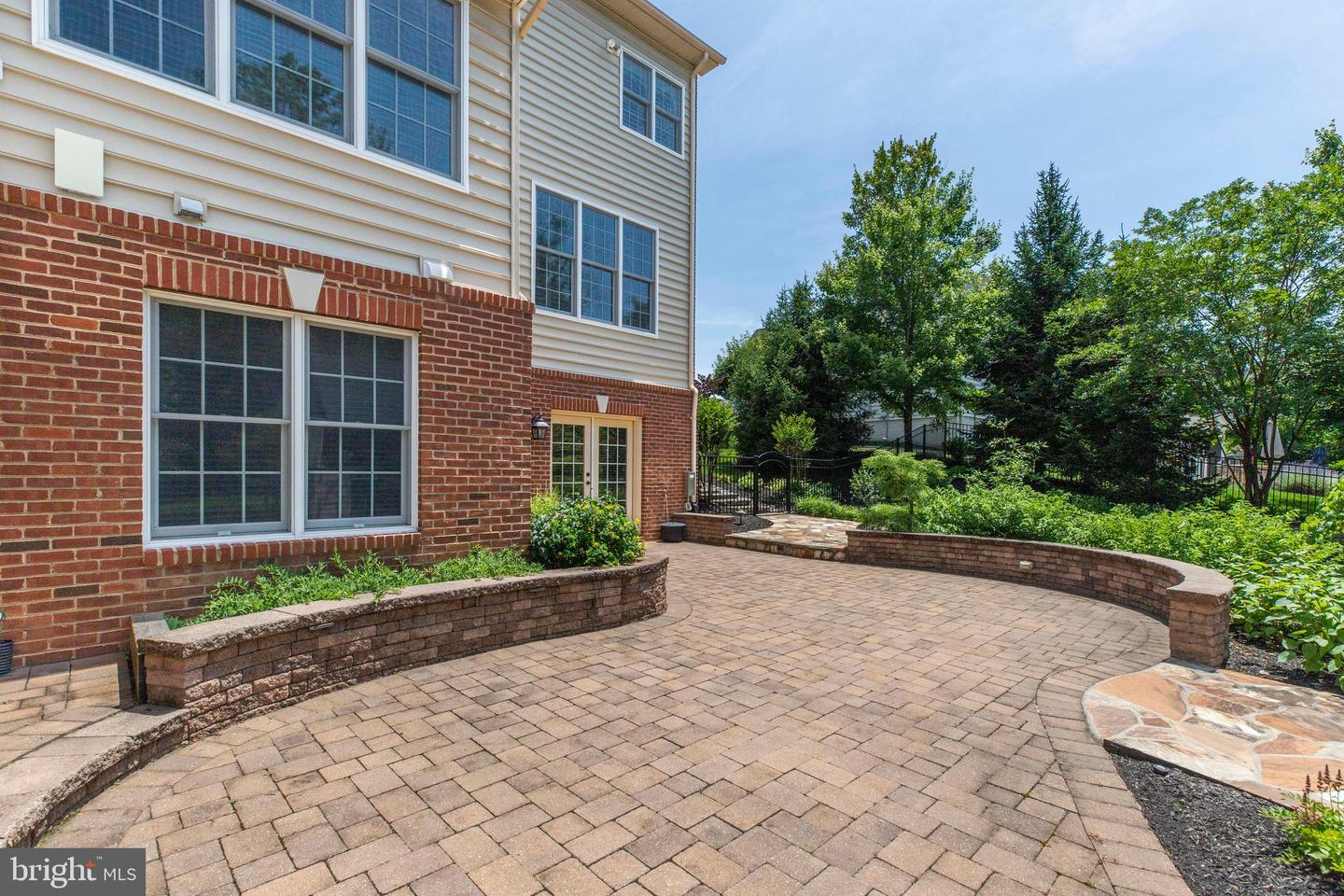 5206 BONNIE BRAE FARM DR, HAYMARKET, Virginia 20169, 5 Bedrooms Bedrooms, ,5 BathroomsBathrooms,Residential,For sale,5206 BONNIE BRAE FARM DR,VAPW2097568 MLS # VAPW2097568