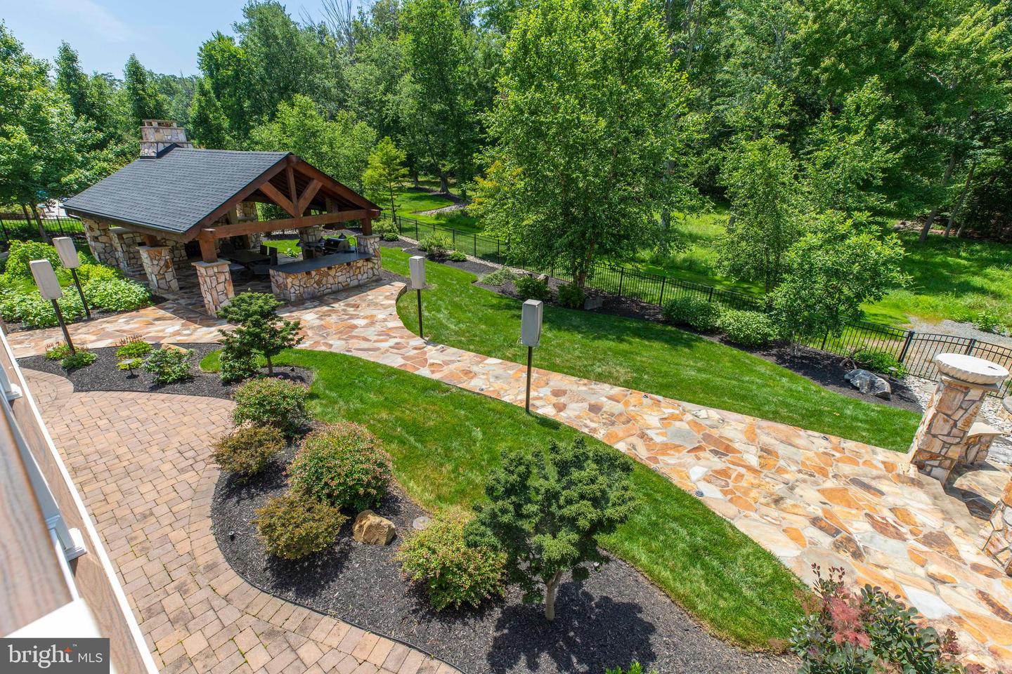 5206 BONNIE BRAE FARM DR, HAYMARKET, Virginia 20169, 5 Bedrooms Bedrooms, ,5 BathroomsBathrooms,Residential,For sale,5206 BONNIE BRAE FARM DR,VAPW2097568 MLS # VAPW2097568