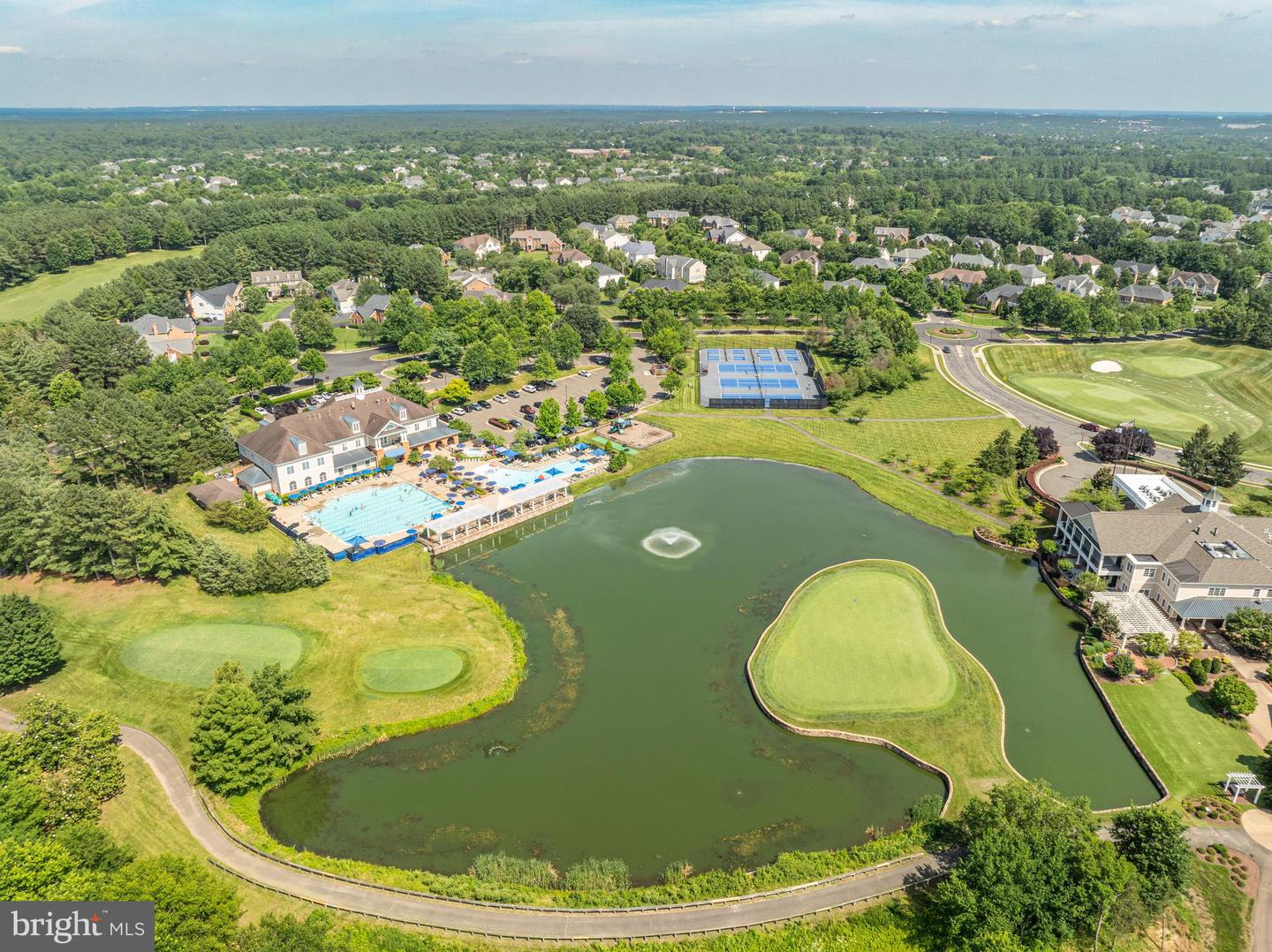 5206 BONNIE BRAE FARM DR, HAYMARKET, Virginia 20169, 5 Bedrooms Bedrooms, ,5 BathroomsBathrooms,Residential,For sale,5206 BONNIE BRAE FARM DR,VAPW2097568 MLS # VAPW2097568