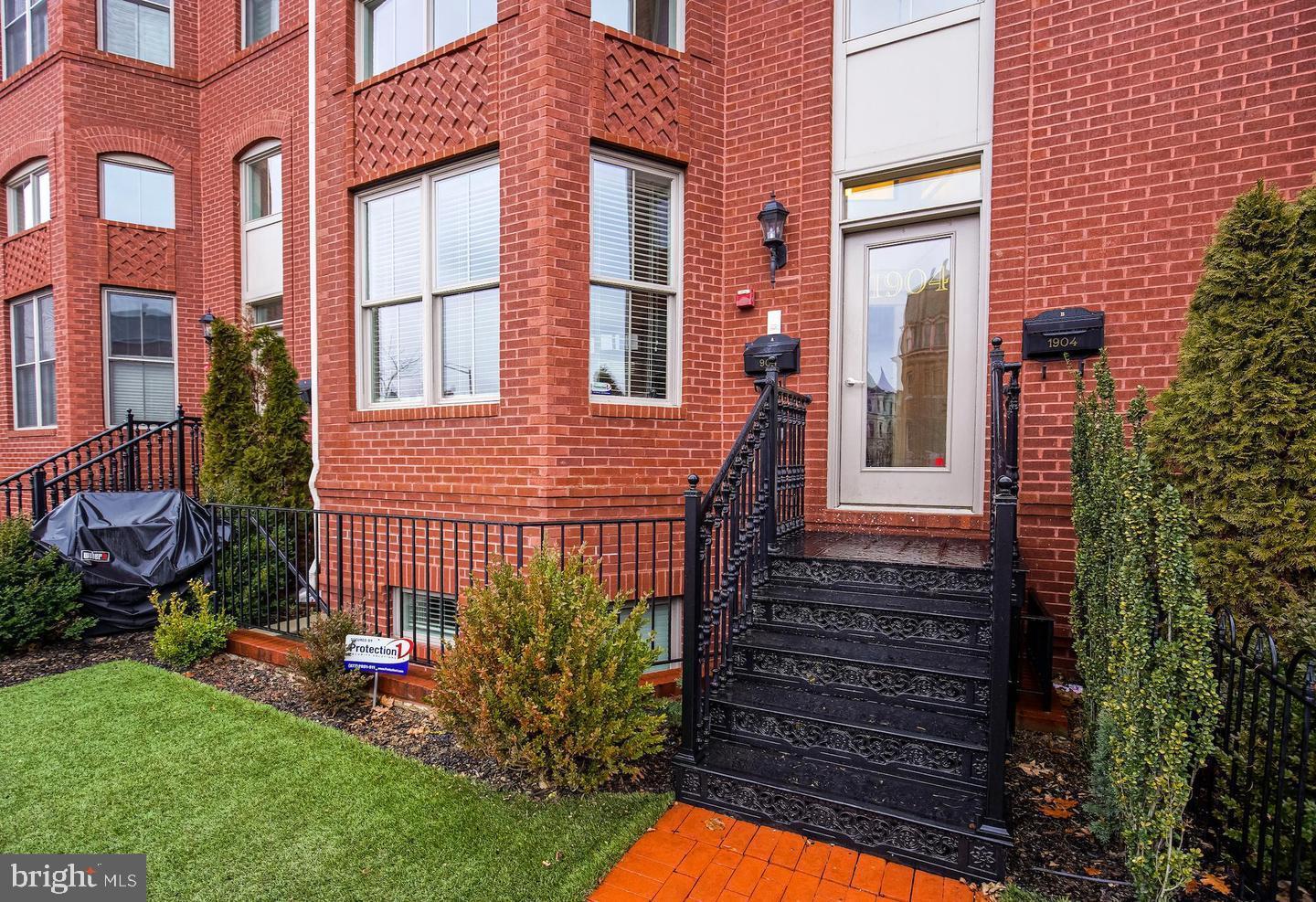 1904 VERMONT AVE NW #A, WASHINGTON, District Of Columbia 20001, 3 Bedrooms Bedrooms, ,2 BathroomsBathrooms,Residential,For sale,1904 VERMONT AVE NW #A,DCDC2207002 MLS # DCDC2207002