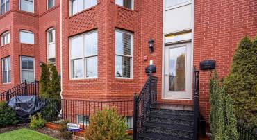 1904 VERMONT AVE NW #A, WASHINGTON, District Of Columbia 20001, 3 Bedrooms Bedrooms, ,2 BathroomsBathrooms,Residential,For sale,1904 VERMONT AVE NW #A,DCDC2207002 MLS # DCDC2207002