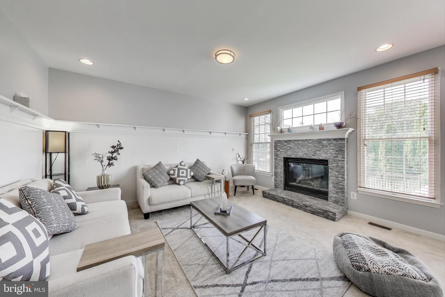 42647 HARRIS ST, CHANTILLY, Virginia 20152, 4 Bedrooms Bedrooms, 5 Rooms Rooms,3 BathroomsBathrooms,Residential,For sale,42647 HARRIS ST,VALO2100222 MLS # VALO2100222