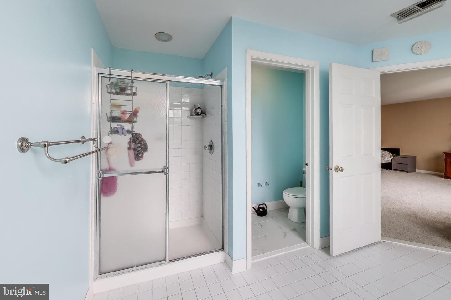42647 HARRIS ST, CHANTILLY, Virginia 20152, 4 Bedrooms Bedrooms, 5 Rooms Rooms,3 BathroomsBathrooms,Residential,For sale,42647 HARRIS ST,VALO2100222 MLS # VALO2100222