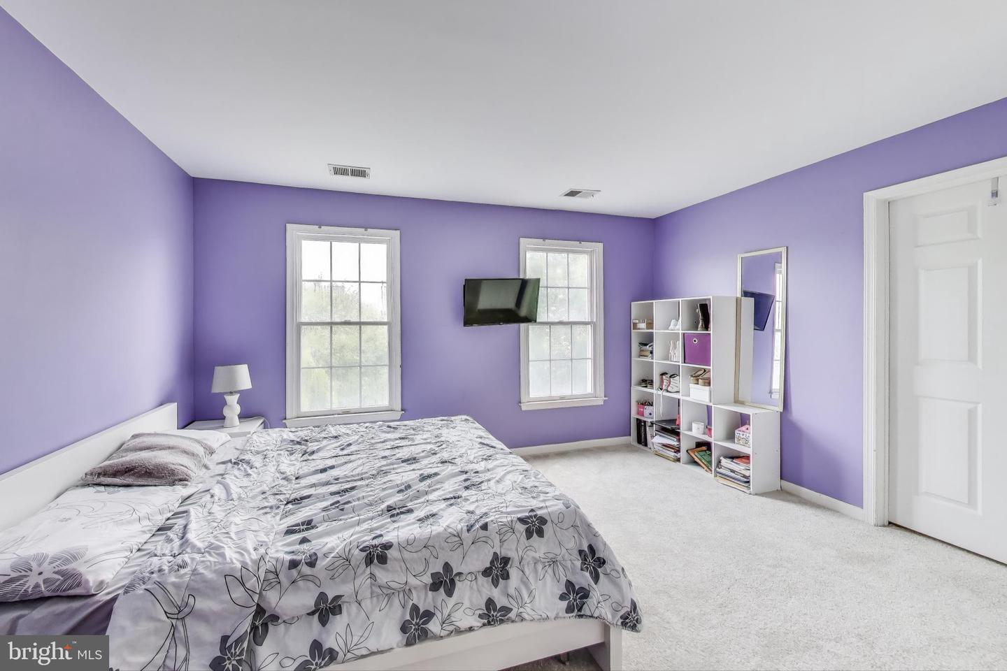 42647 HARRIS ST, CHANTILLY, Virginia 20152, 4 Bedrooms Bedrooms, 5 Rooms Rooms,3 BathroomsBathrooms,Residential,For sale,42647 HARRIS ST,VALO2100222 MLS # VALO2100222