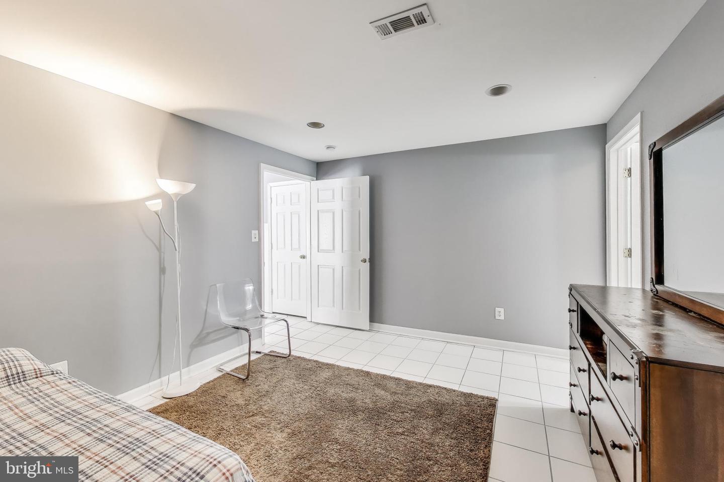 42647 HARRIS ST, CHANTILLY, Virginia 20152, 4 Bedrooms Bedrooms, 5 Rooms Rooms,3 BathroomsBathrooms,Residential,For sale,42647 HARRIS ST,VALO2100222 MLS # VALO2100222