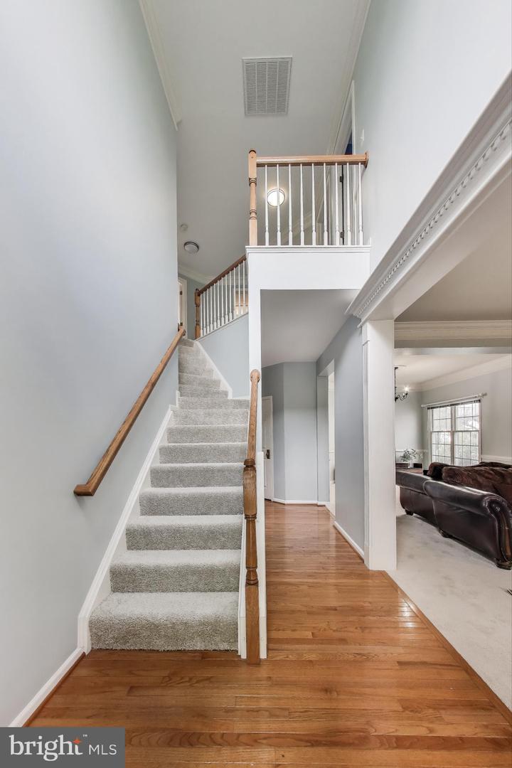 42647 HARRIS ST, CHANTILLY, Virginia 20152, 4 Bedrooms Bedrooms, 5 Rooms Rooms,3 BathroomsBathrooms,Residential,For sale,42647 HARRIS ST,VALO2100222 MLS # VALO2100222