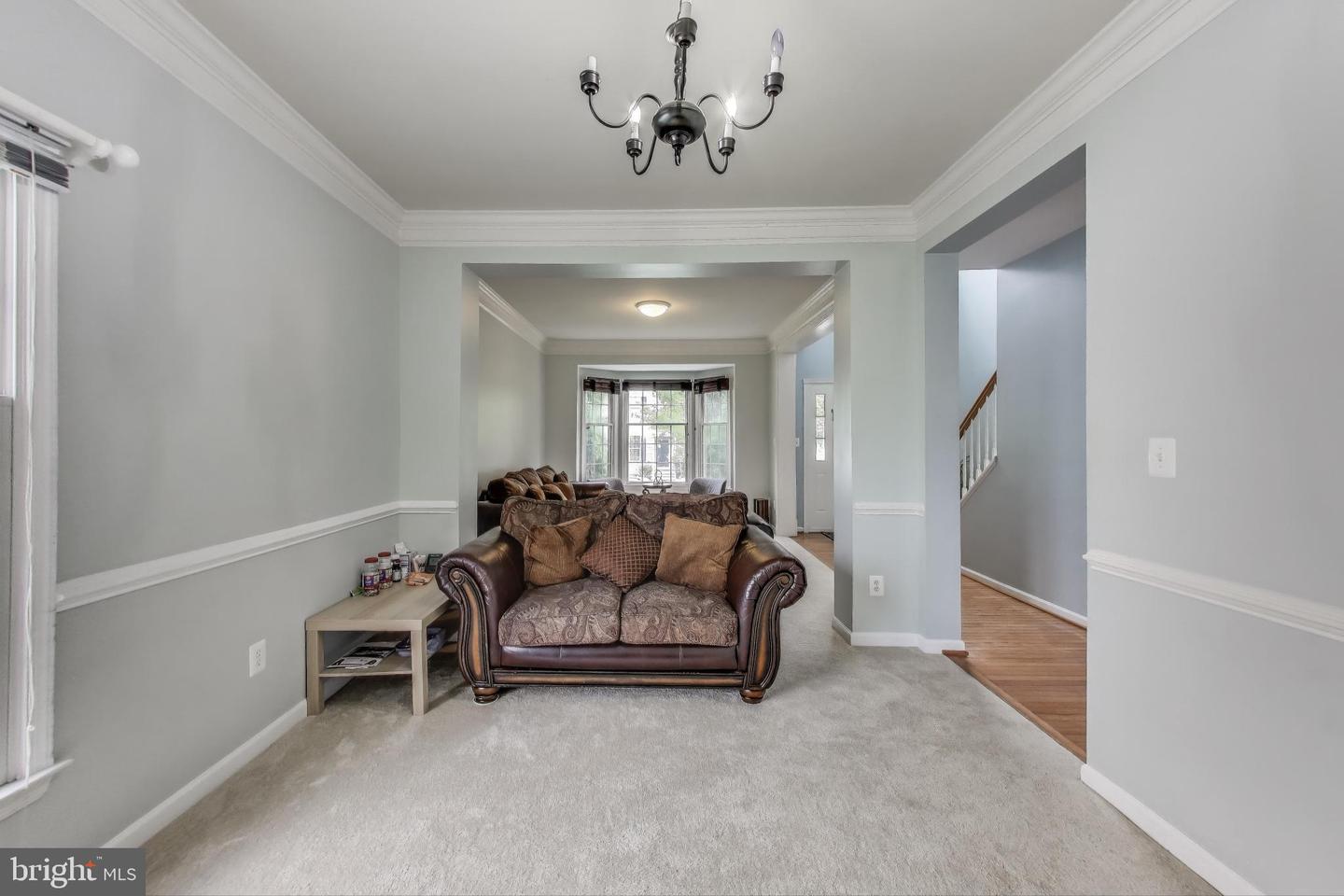 42647 HARRIS ST, CHANTILLY, Virginia 20152, 4 Bedrooms Bedrooms, 5 Rooms Rooms,3 BathroomsBathrooms,Residential,For sale,42647 HARRIS ST,VALO2100222 MLS # VALO2100222
