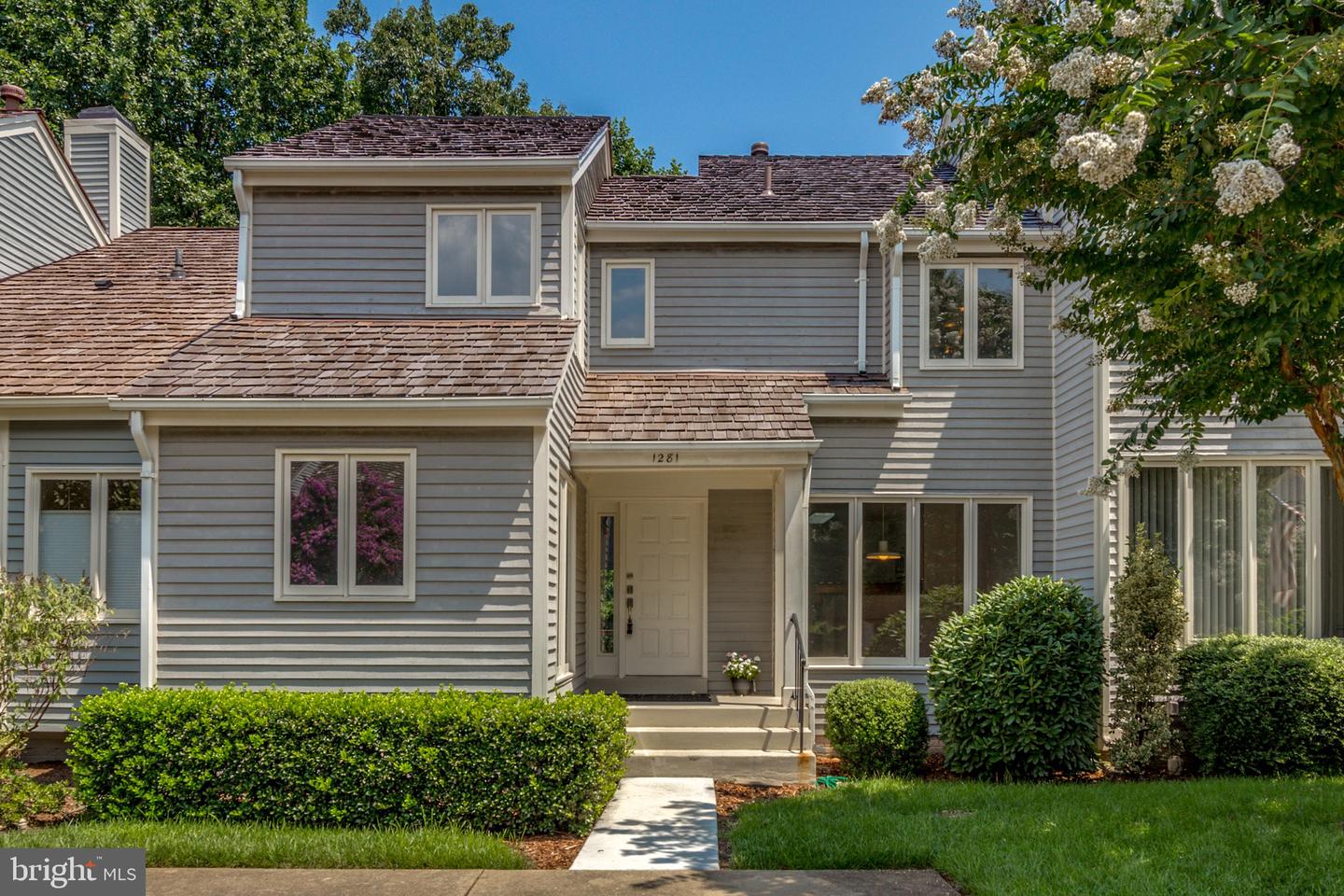 1281 WEDGEWOOD MANOR WAY, RESTON, Virginia 20194, 3 Bedrooms Bedrooms, ,3 BathroomsBathrooms,Residential,For sale,1281 WEDGEWOOD MANOR WAY,VAFX2249478 MLS # VAFX2249478