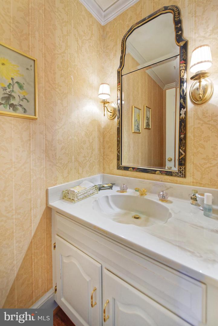 23358 DOVER RD, MIDDLEBURG, Virginia 20117, 4 Bedrooms Bedrooms, ,3 BathroomsBathrooms,Residential,For sale,23358 DOVER RD,VALO2100252 MLS # VALO2100252
